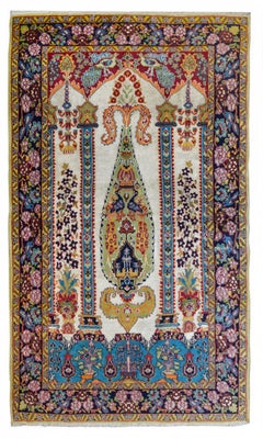 Beautiful Isfahan Prayer Rug