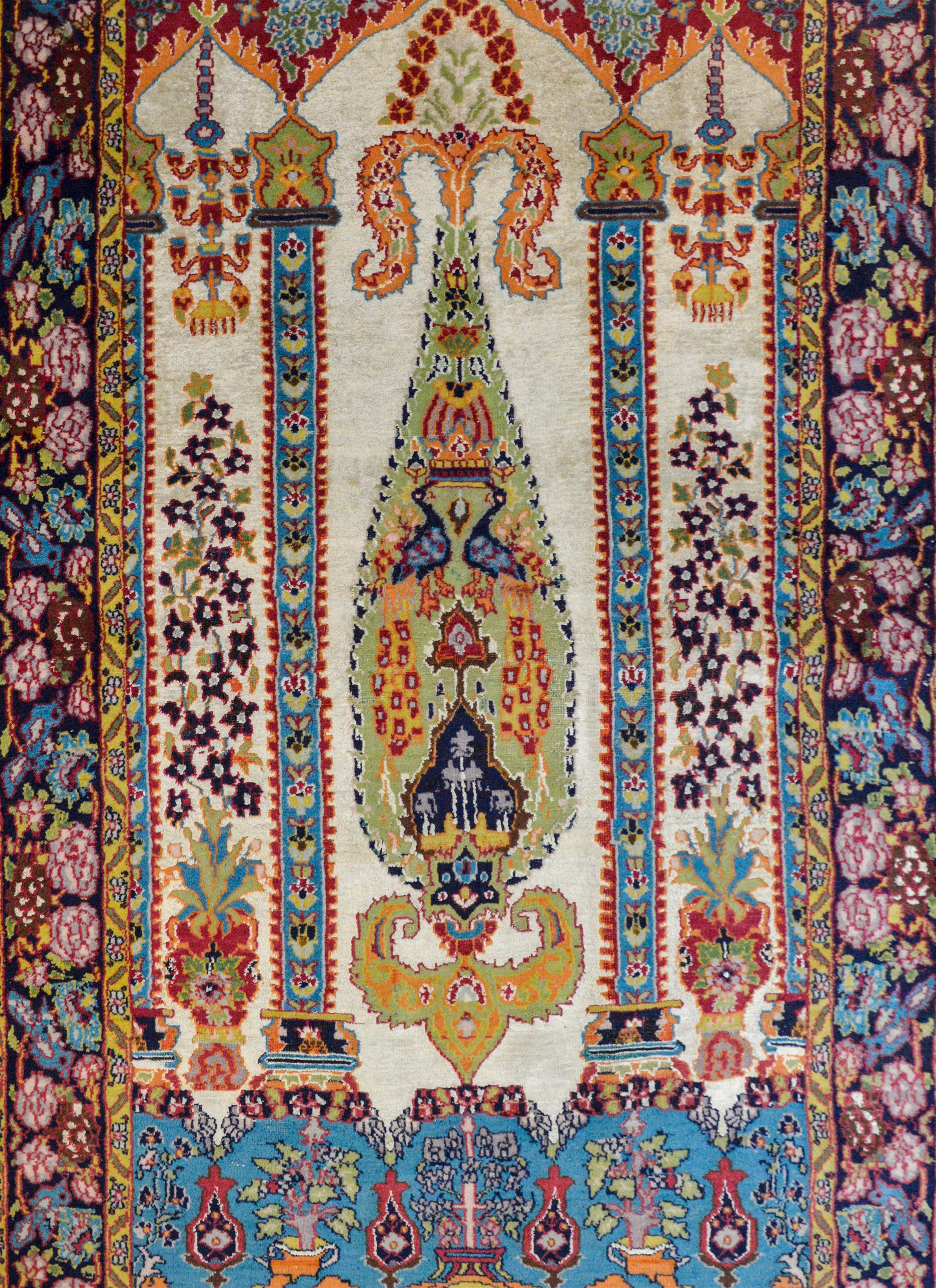 Schöner Isfahan Gebetsteppich (Persisch) im Angebot