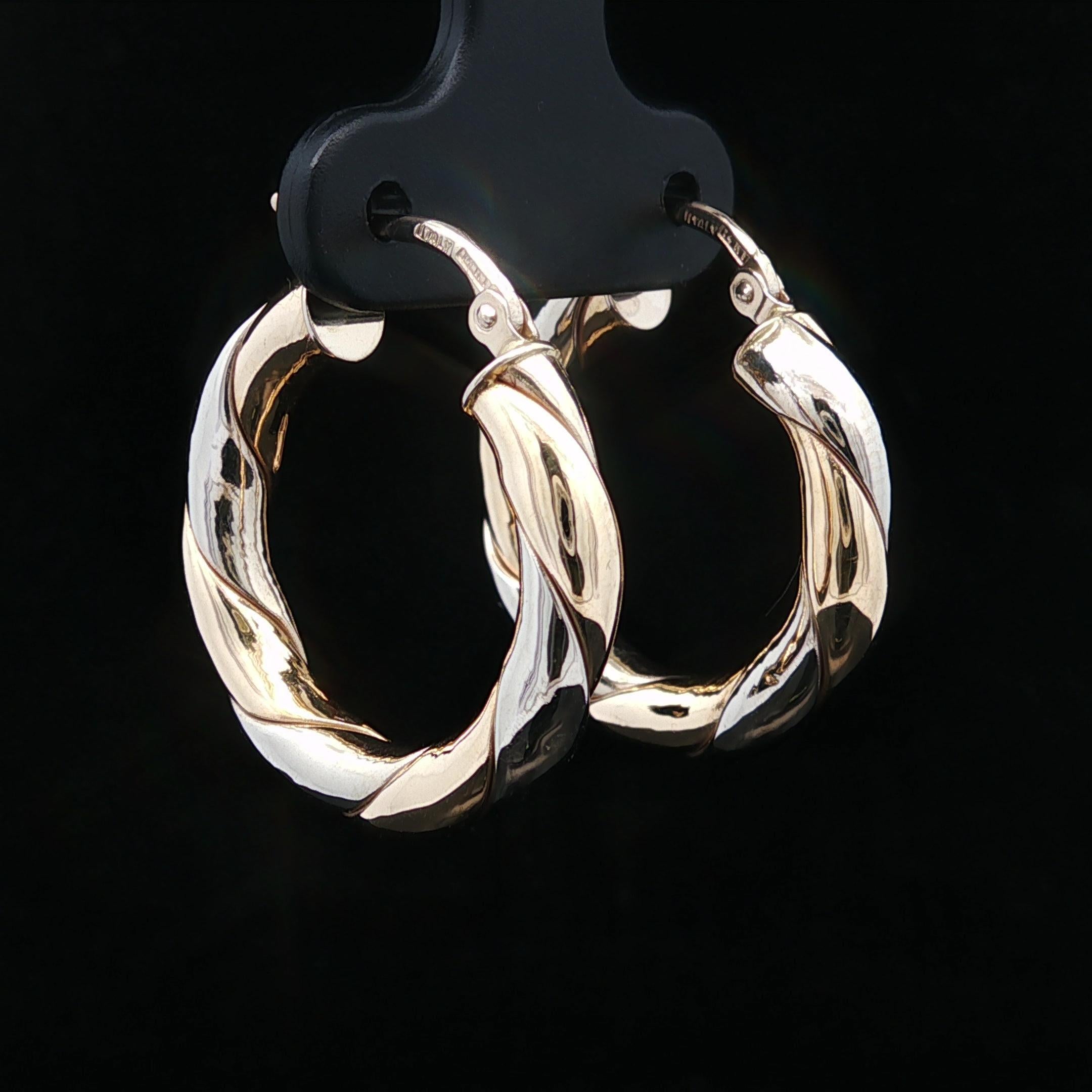 Boucles d'oreilles italiennes en or 14k TT à corde torsadée avec fermetures à bouton-pression en vente 6