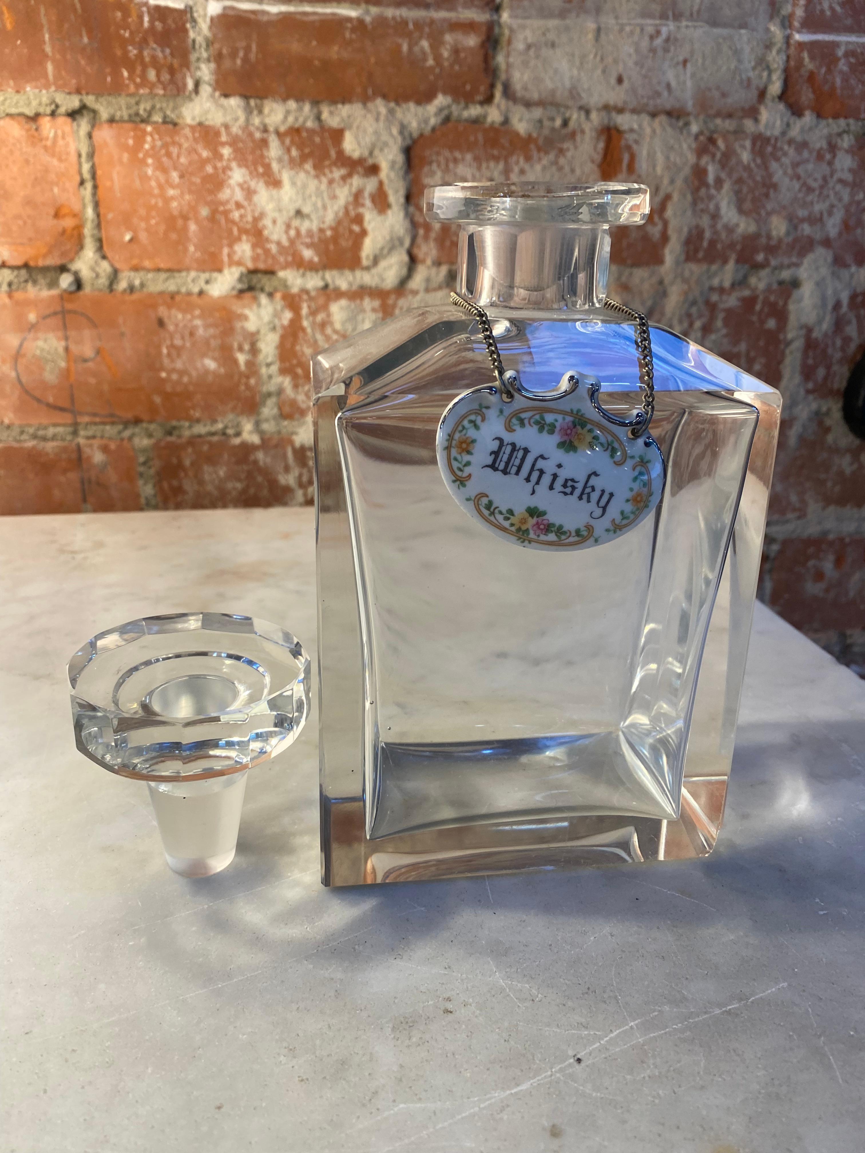 Cristal Magnifique bouteille en cristal italienne fabriquée en Italie dans les années 1950 en vente