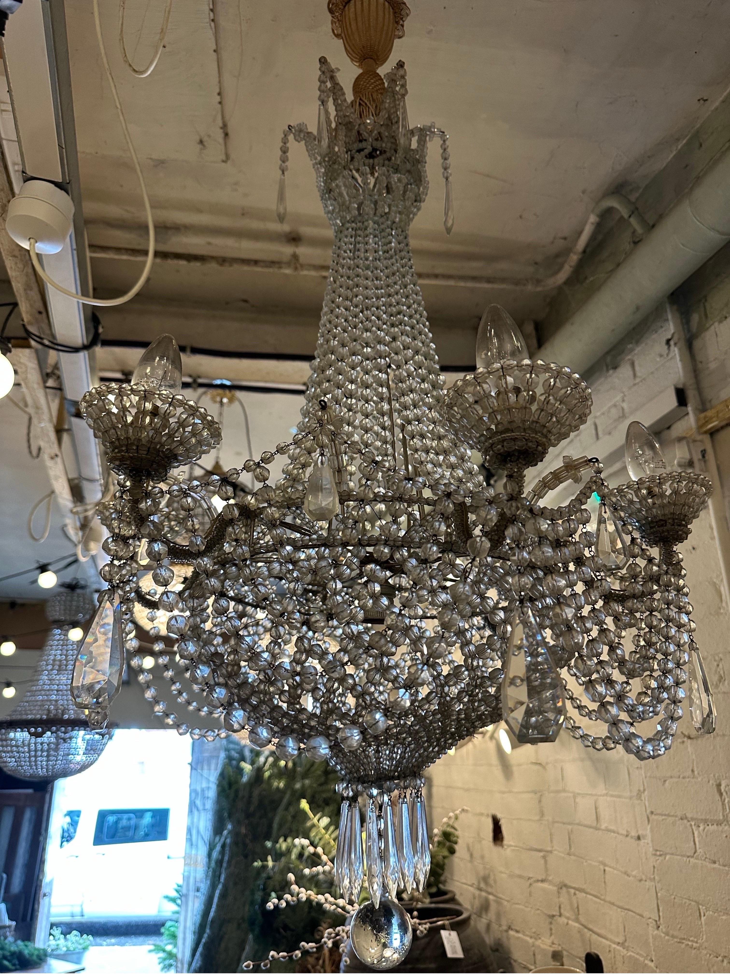 Magnifique lampe empire italienne en cristal avec détails exquis 
 Bon état - En vente à Worthing, GB