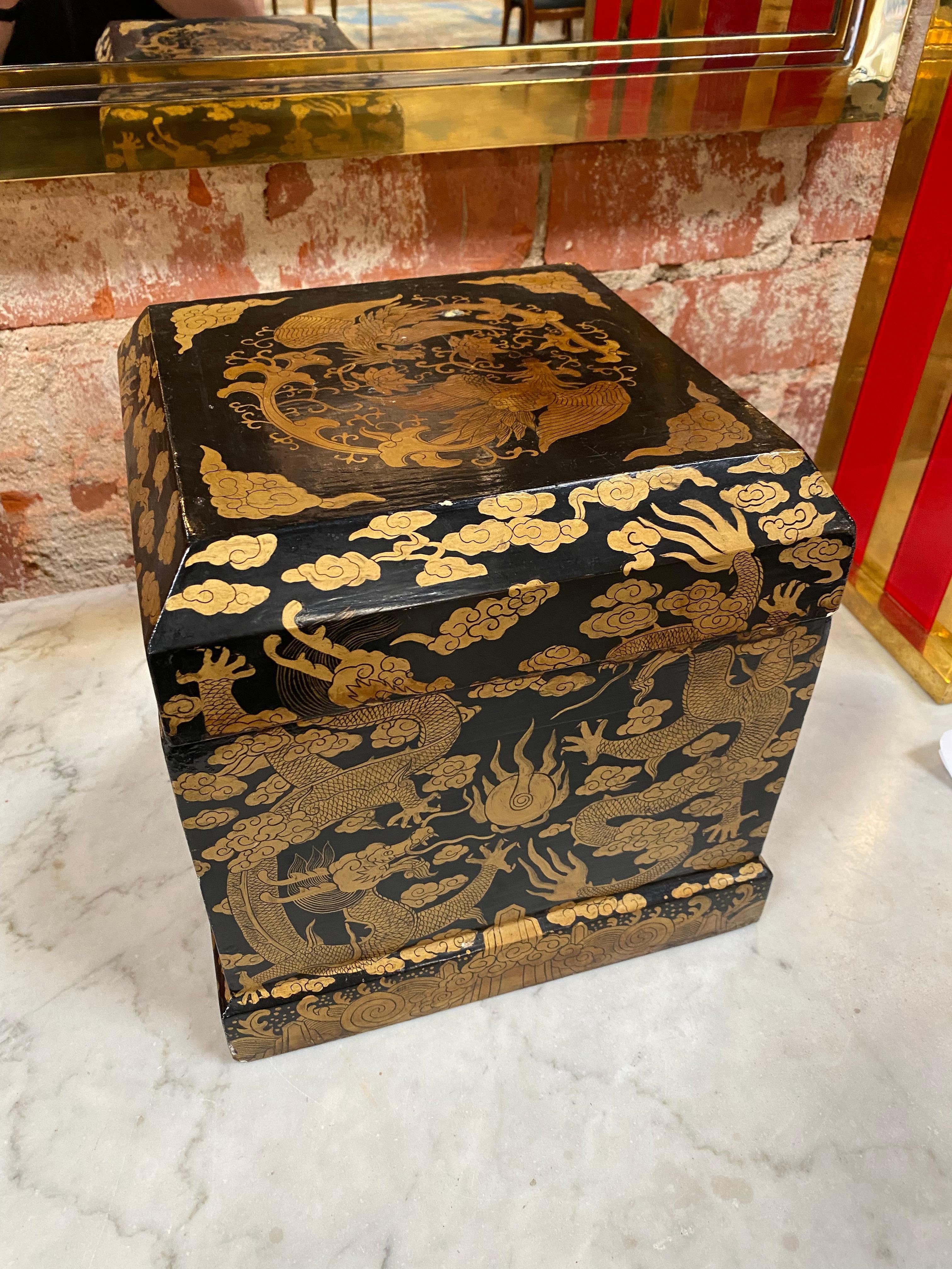 Mid-20th Century Beautiful Italian Decorative Big Box 1950 For Sale