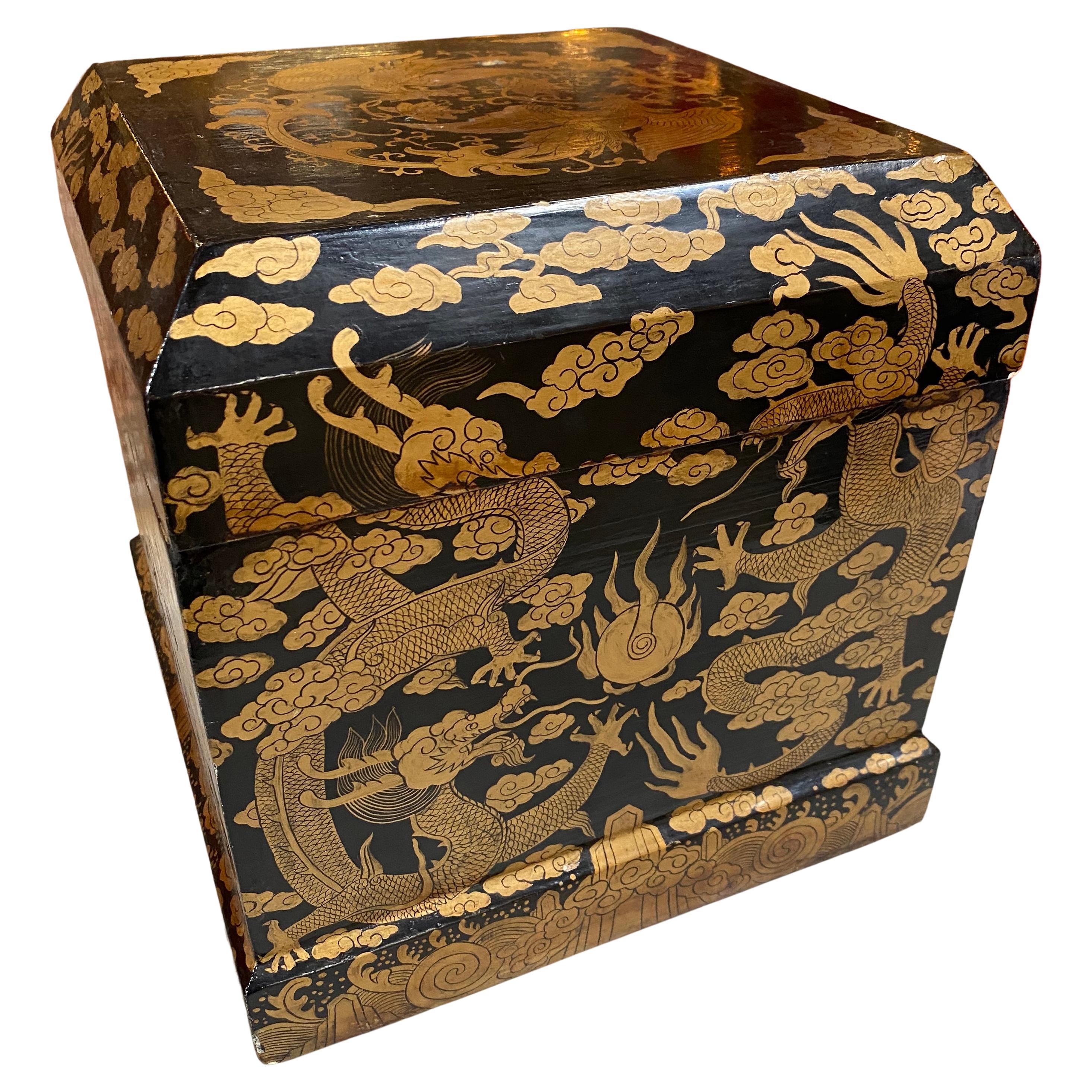 Beautiful Italian Decorative Big Box 1950 For Sale