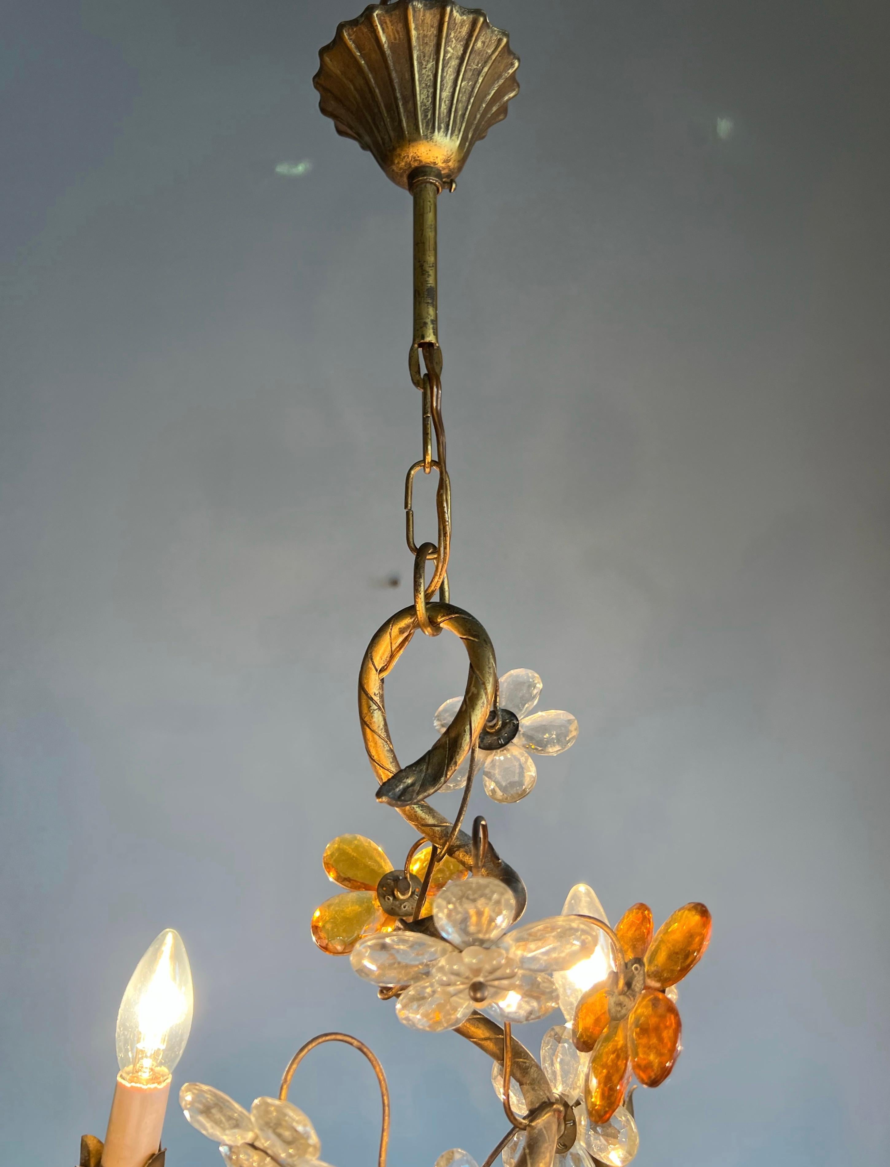 20th Century Beautiful Italian Design Murano Glass Flower 4 Light Gilt Tole Pendant / Fixture For Sale