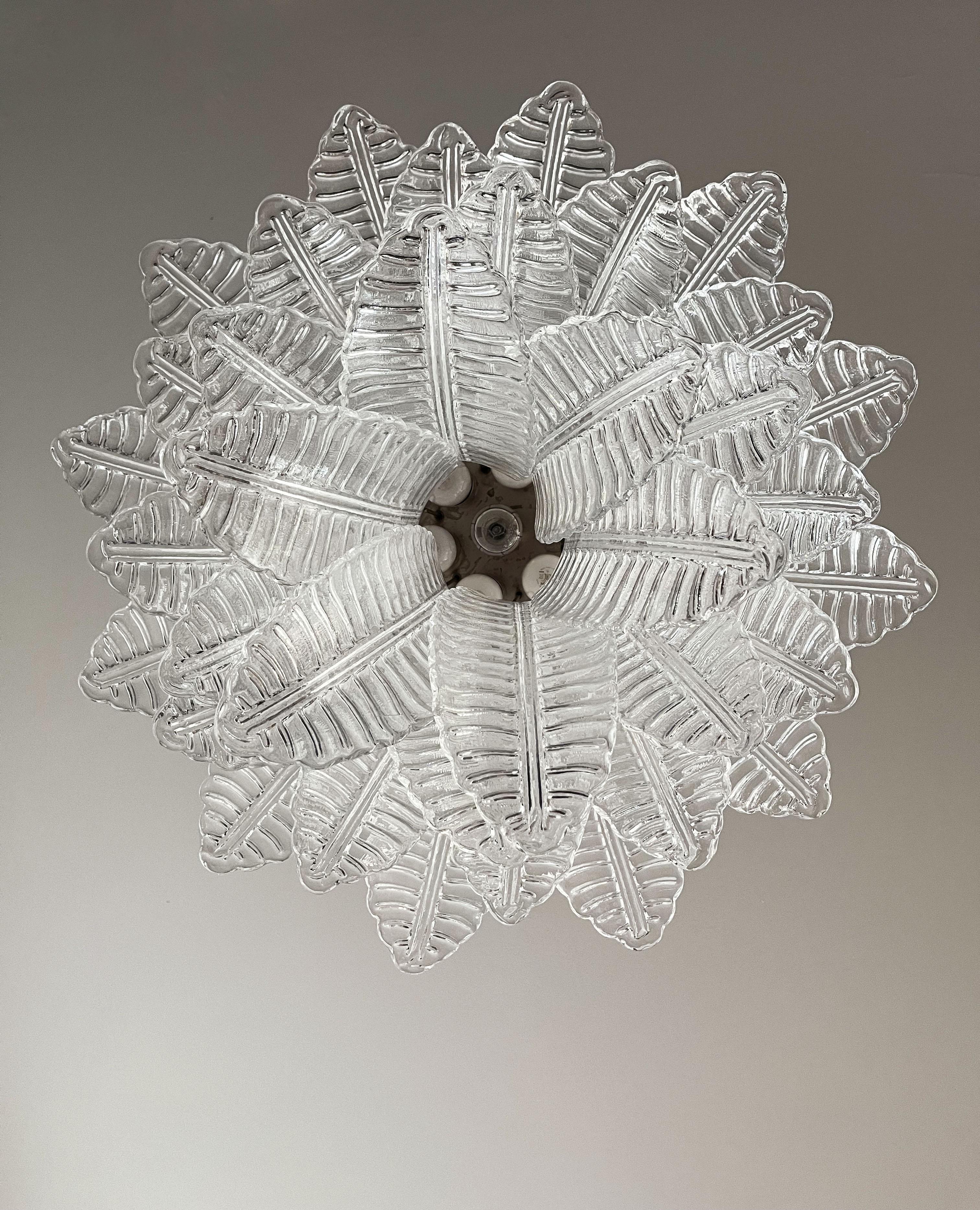 Beautiful Italian Leaves Chandelier Murano In Good Condition For Sale In Budapest, HU