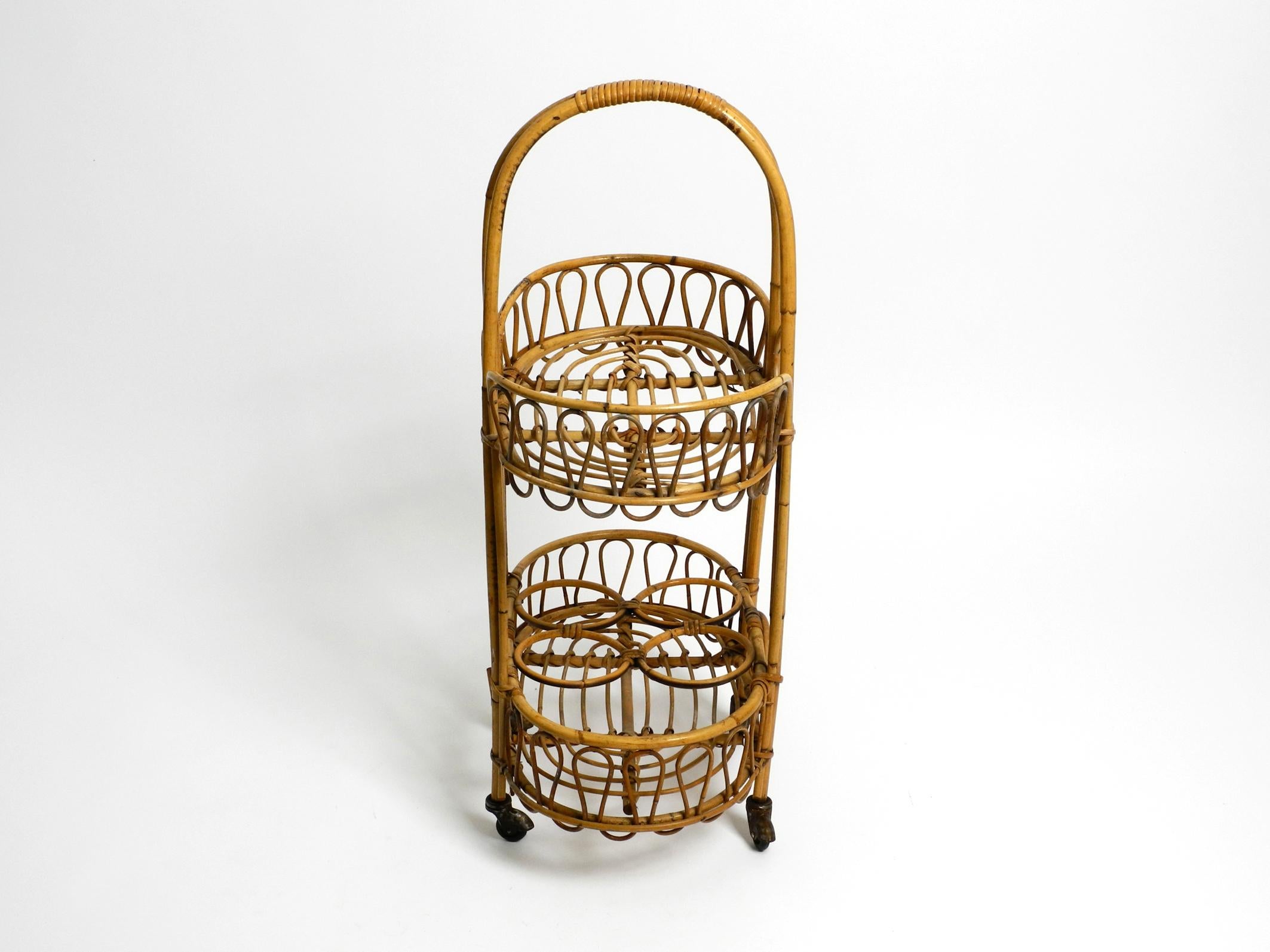 Beautiful Italian Mid Century bar and serving trolley made of bamboo with wheels 12