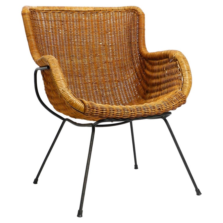 Beautiful Italian Mid Century lounge chair made of wicker at 1stDibs ...