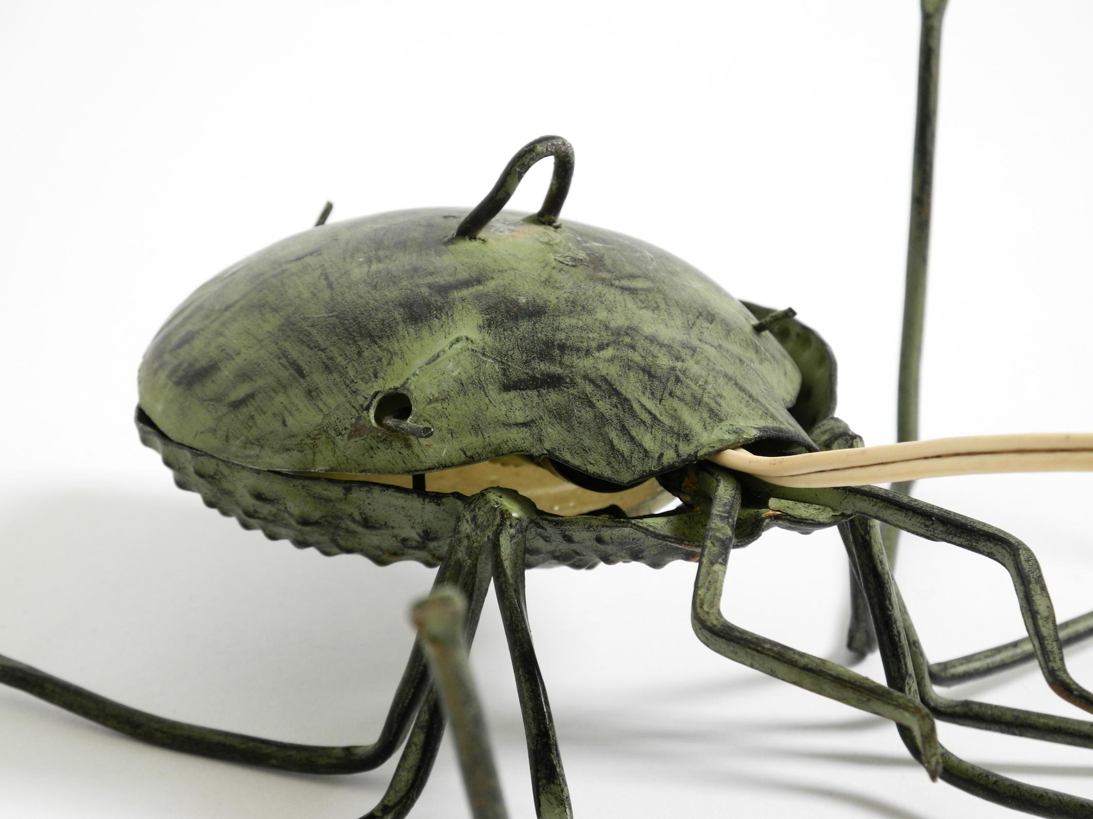 Preciosa lámpara de pared italiana de mediados del siglo XX 