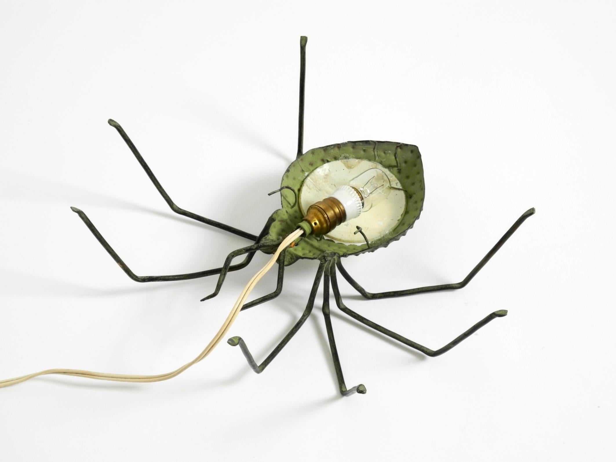 Preciosa lámpara de pared italiana de mediados del siglo XX 