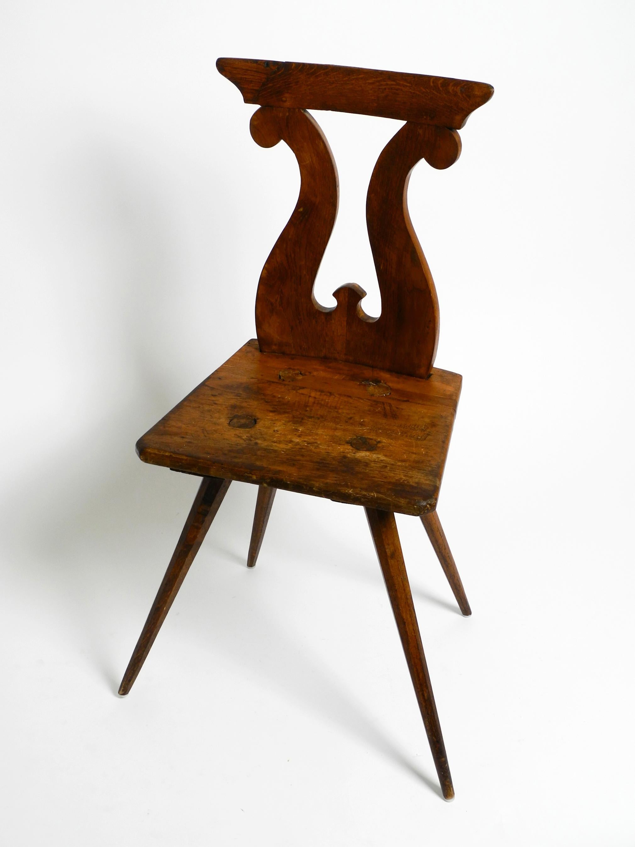 Beautiful Italian Mid Century peasant chair made of oak In Good Condition For Sale In München, DE
