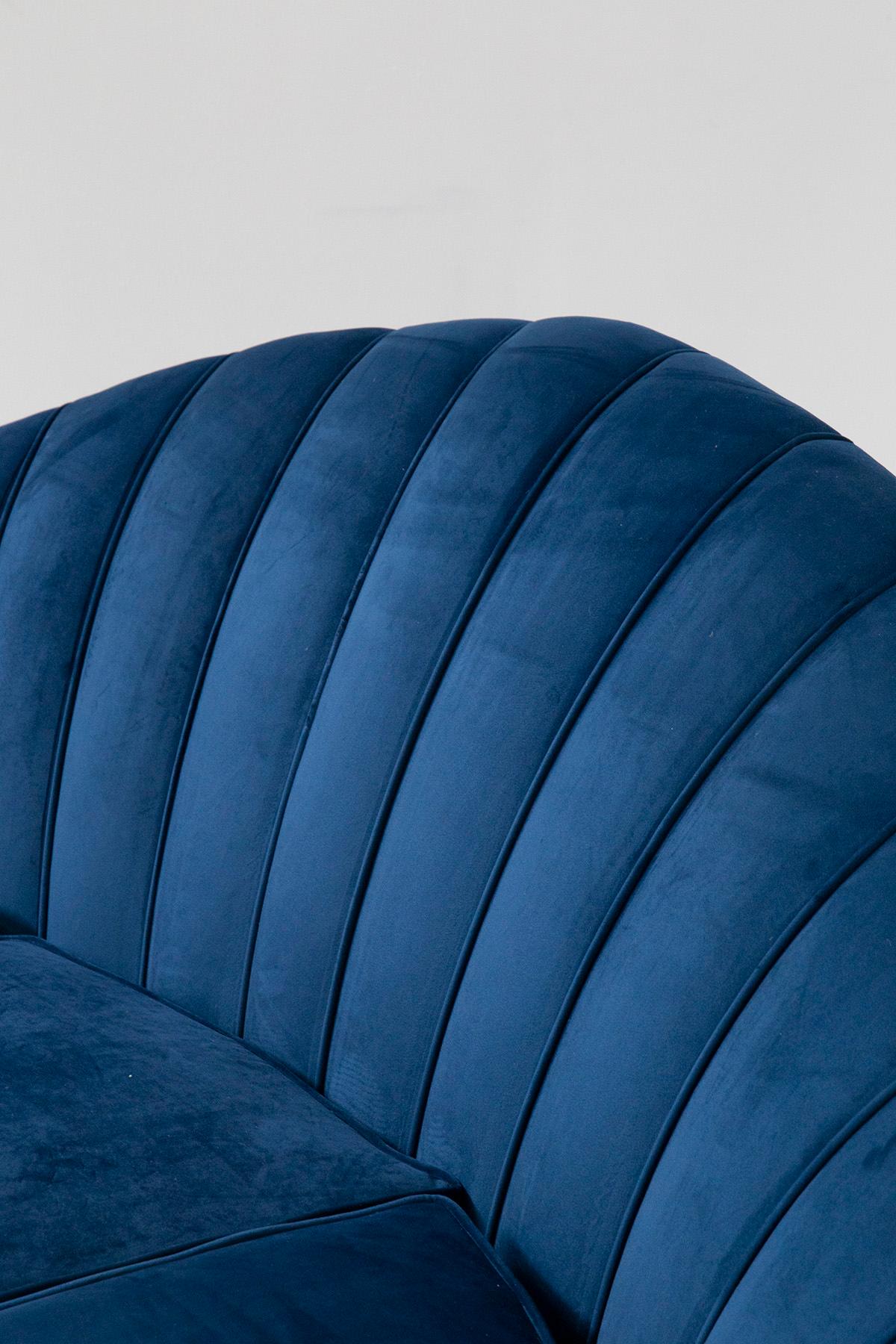 Beautiful Italian Shell Sofa in Blue Velvet 8