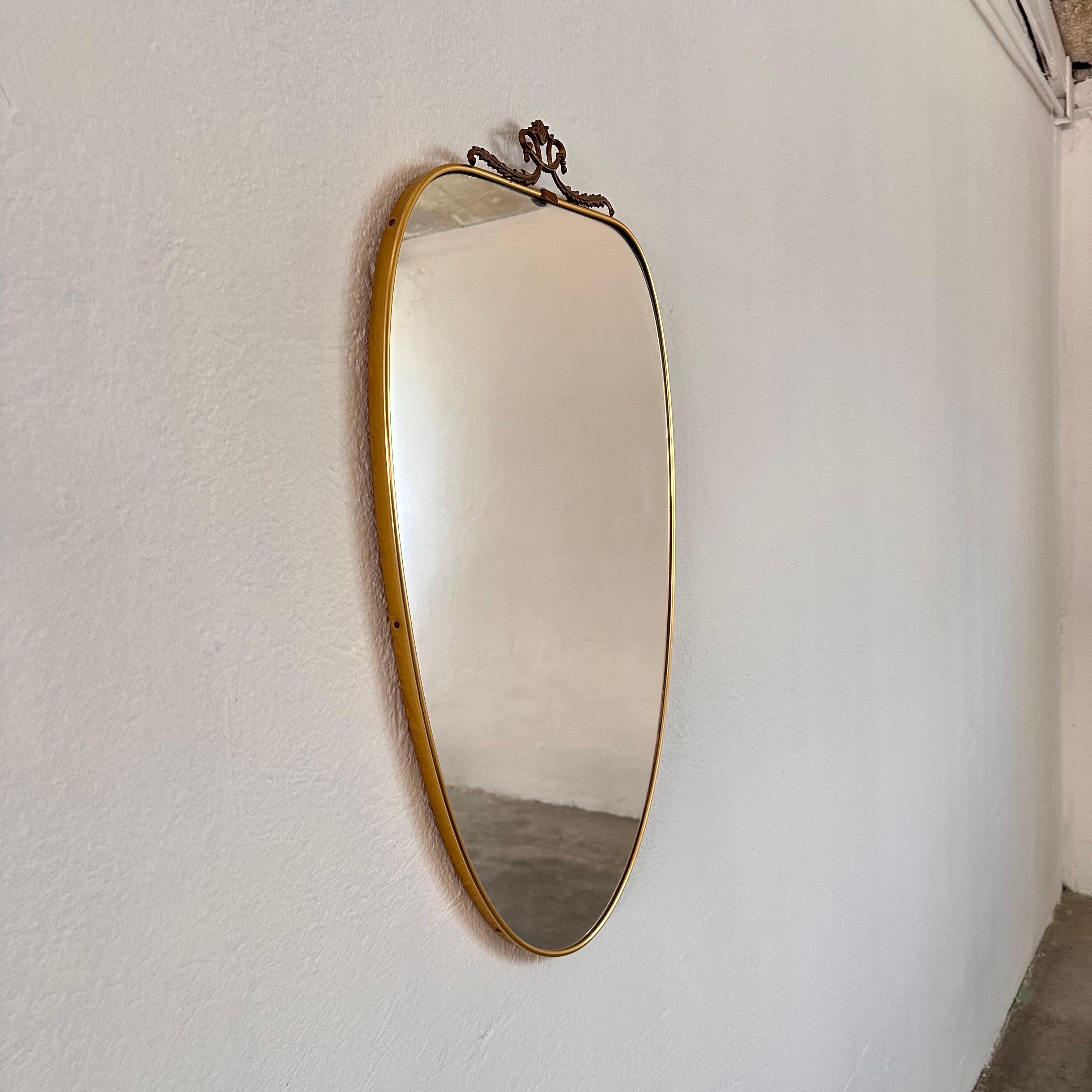 Beautiful Italian Shield Mirror from the 1950s in the Style of Gio Ponti 4