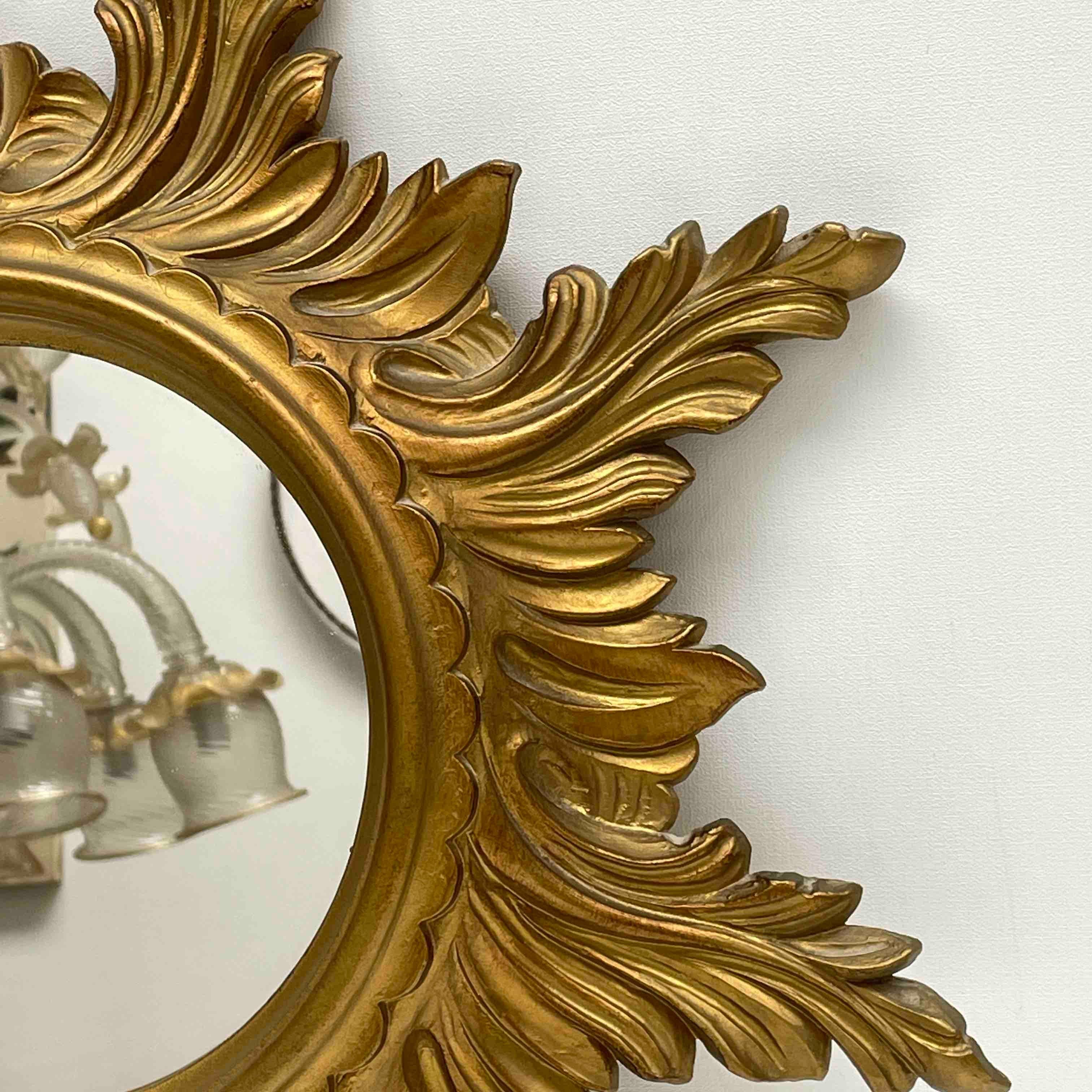 Hollywood Regency Beautiful Italian Starburst Sunburst Mirror, circa 1980s, Made in Italy For Sale