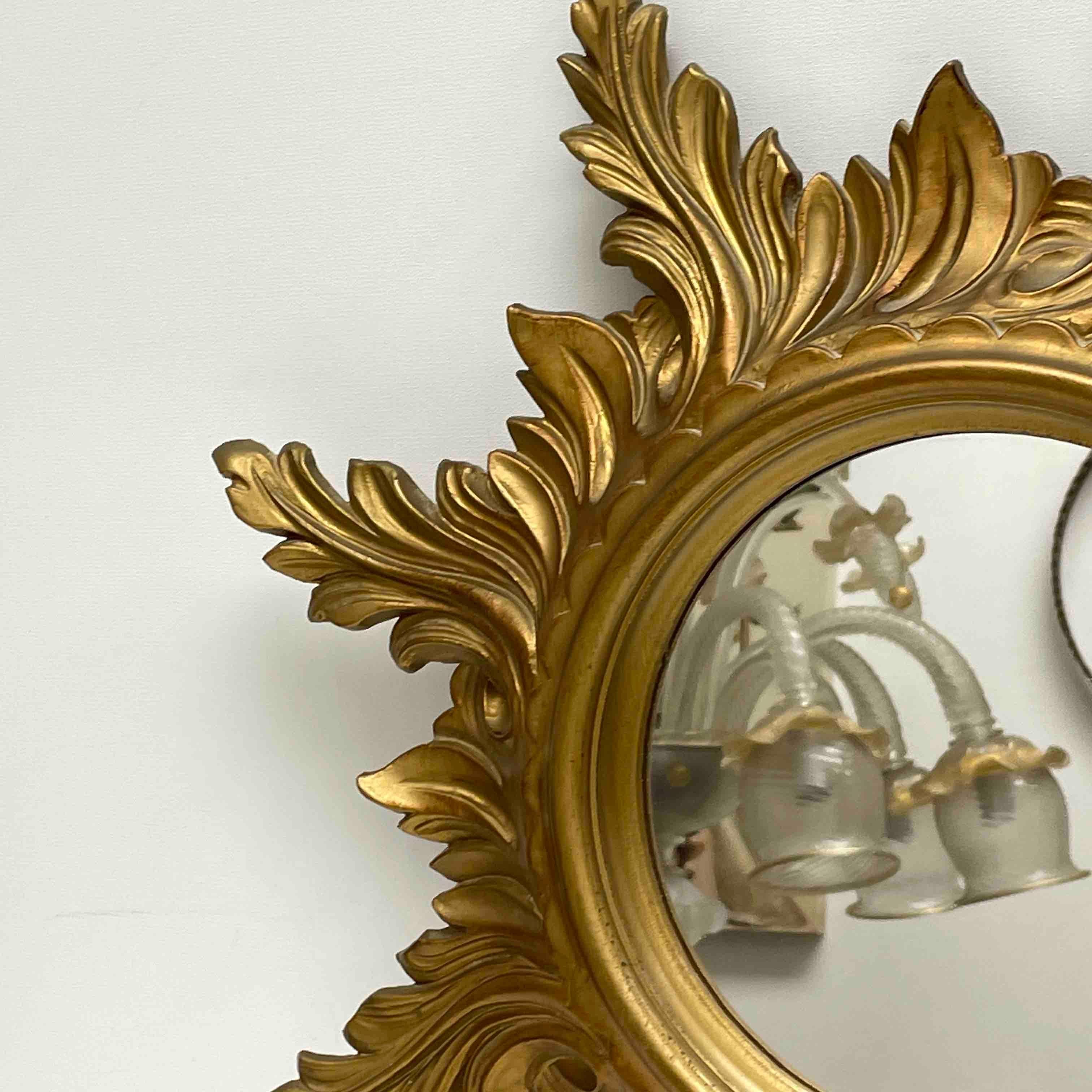 Beautiful Italian Starburst Sunburst Mirror, circa 1980s, Made in Italy For Sale 1
