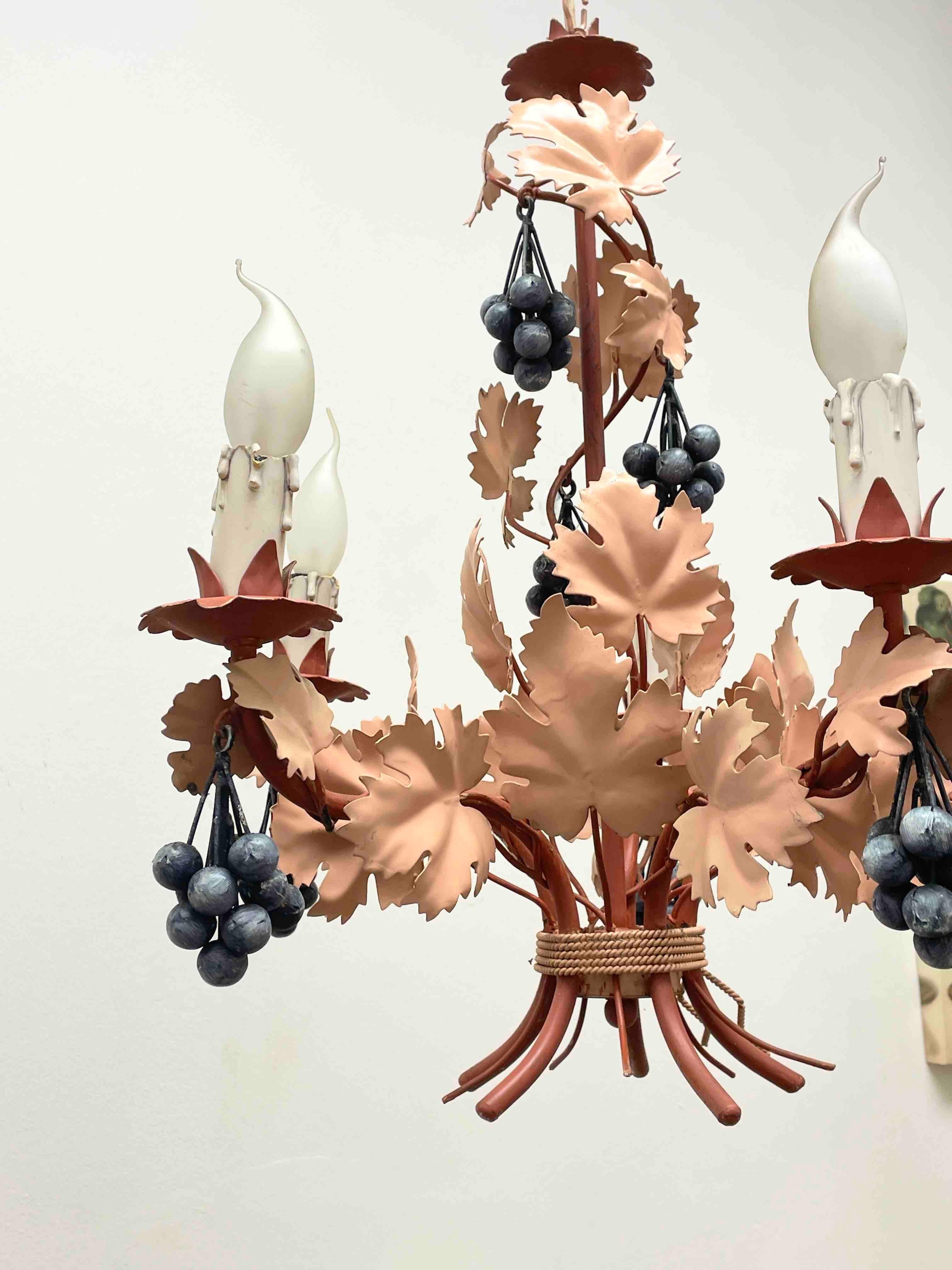 Beautiful Italian Tole Florentine Florence Dusky Pink with Grapes Chandelier For Sale 3