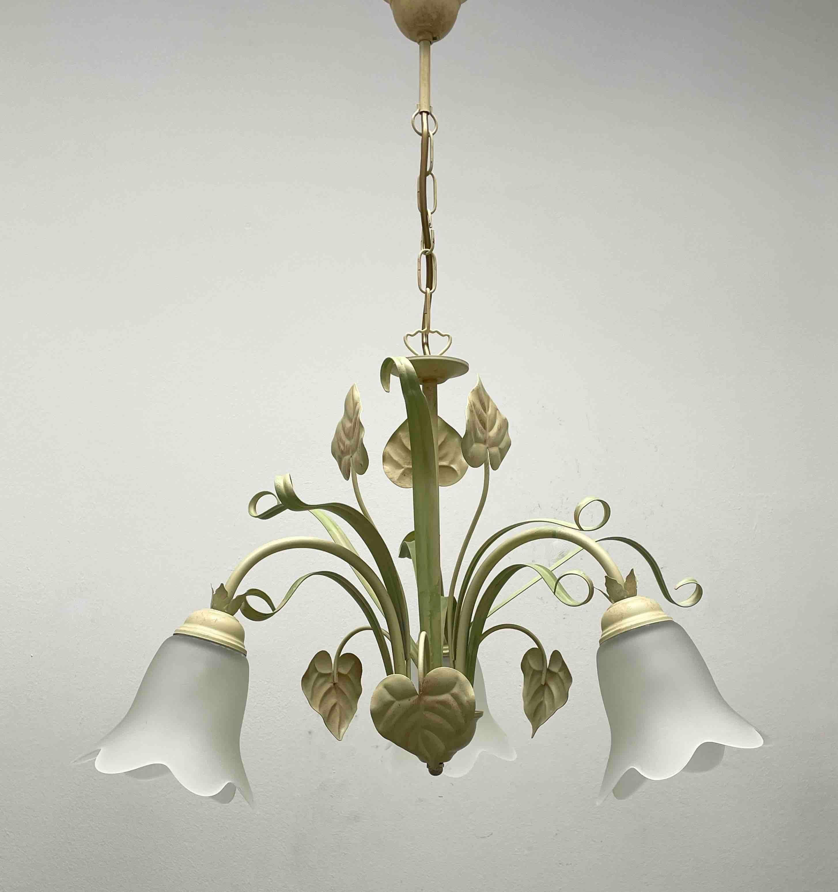 Beautiful Italian Tole Florentine Florence Grasses and Leaves Chandelier For Sale 1