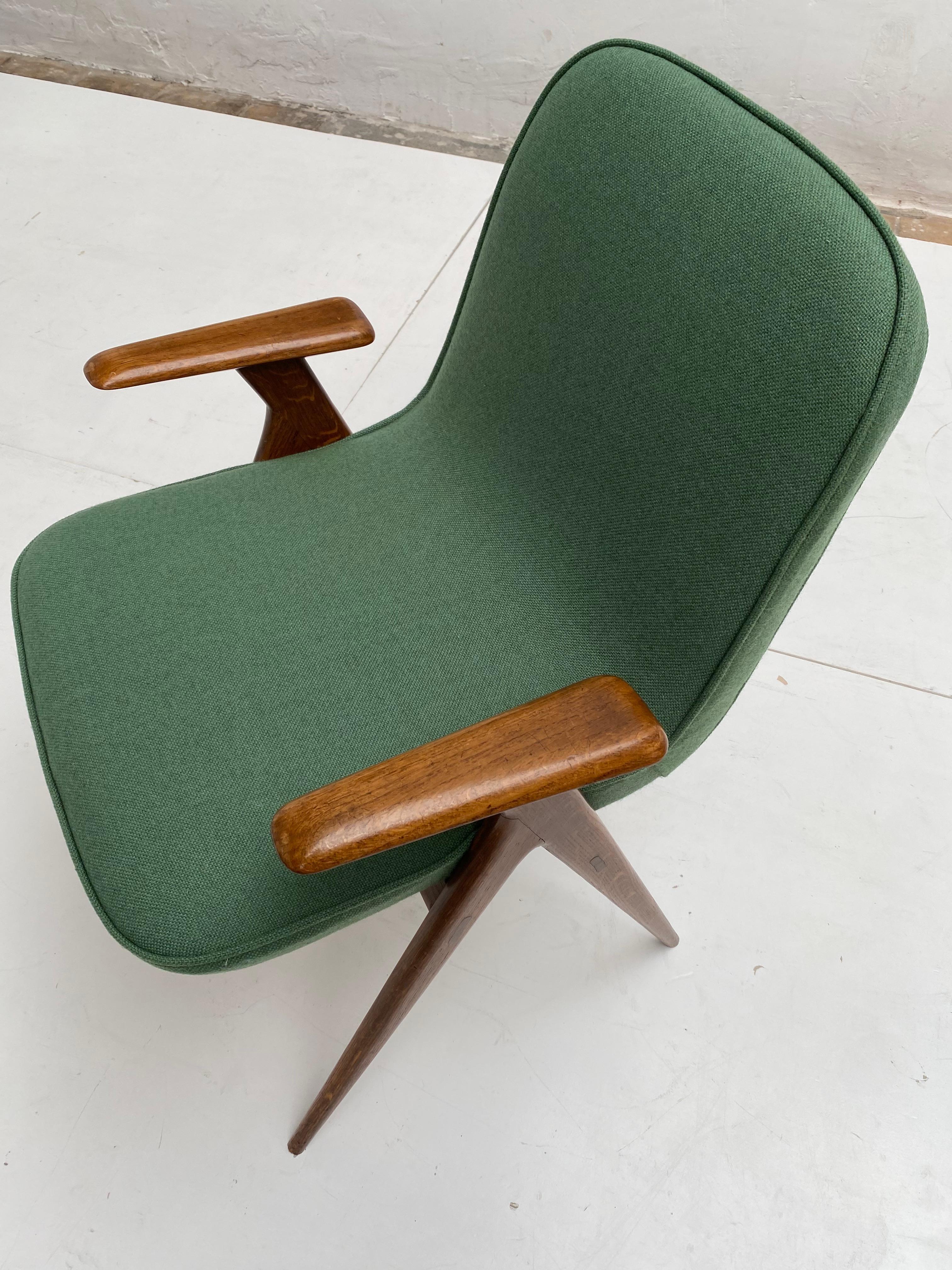 Beautiful Italian Walnut Side Chair by Gaetano & Alessandro Besana 1958 For Sale 7