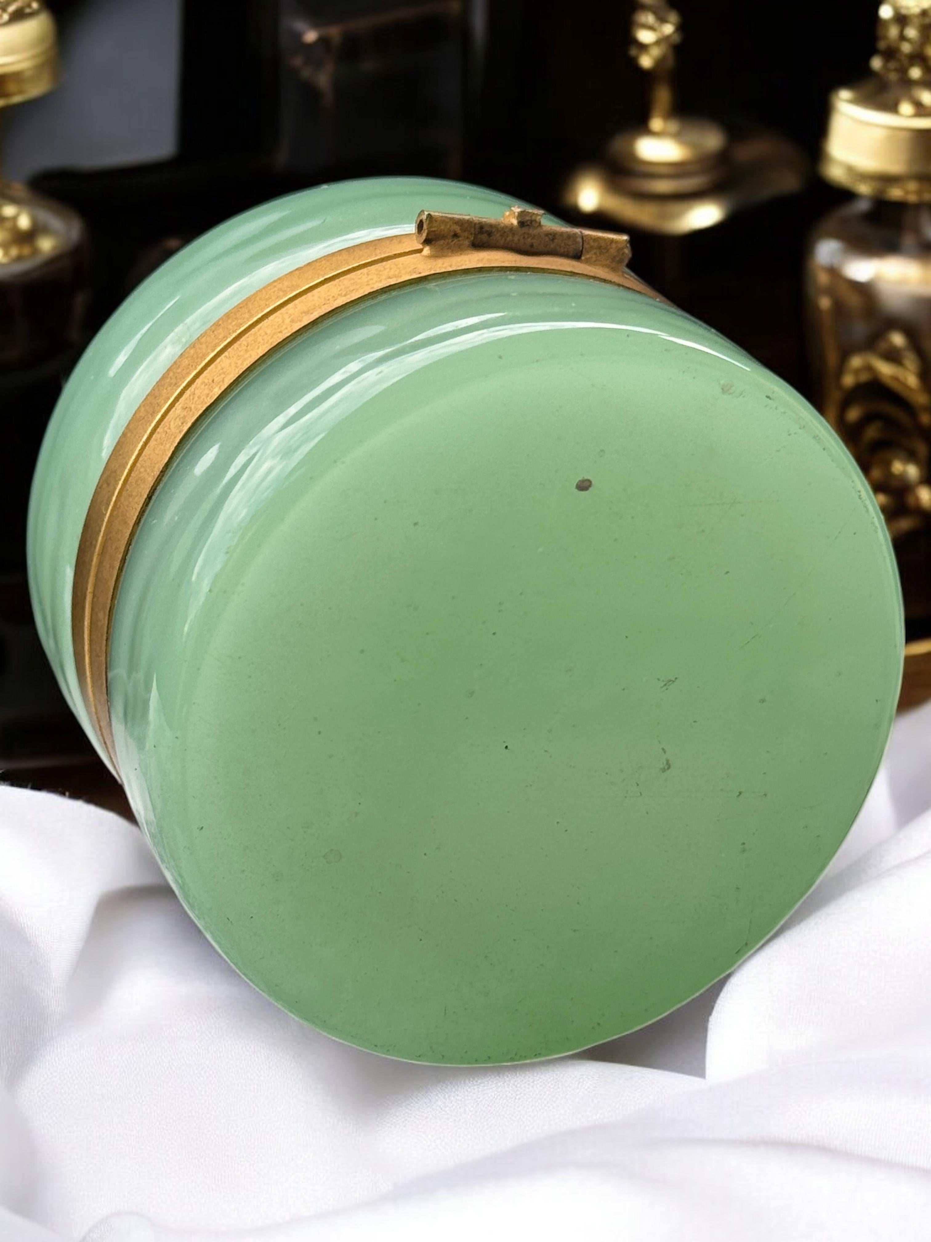 Schöne Jade-Opal Cenedese Glasbox mit Bronzebeschlägen, Italien, 1950er Jahre im Angebot 4