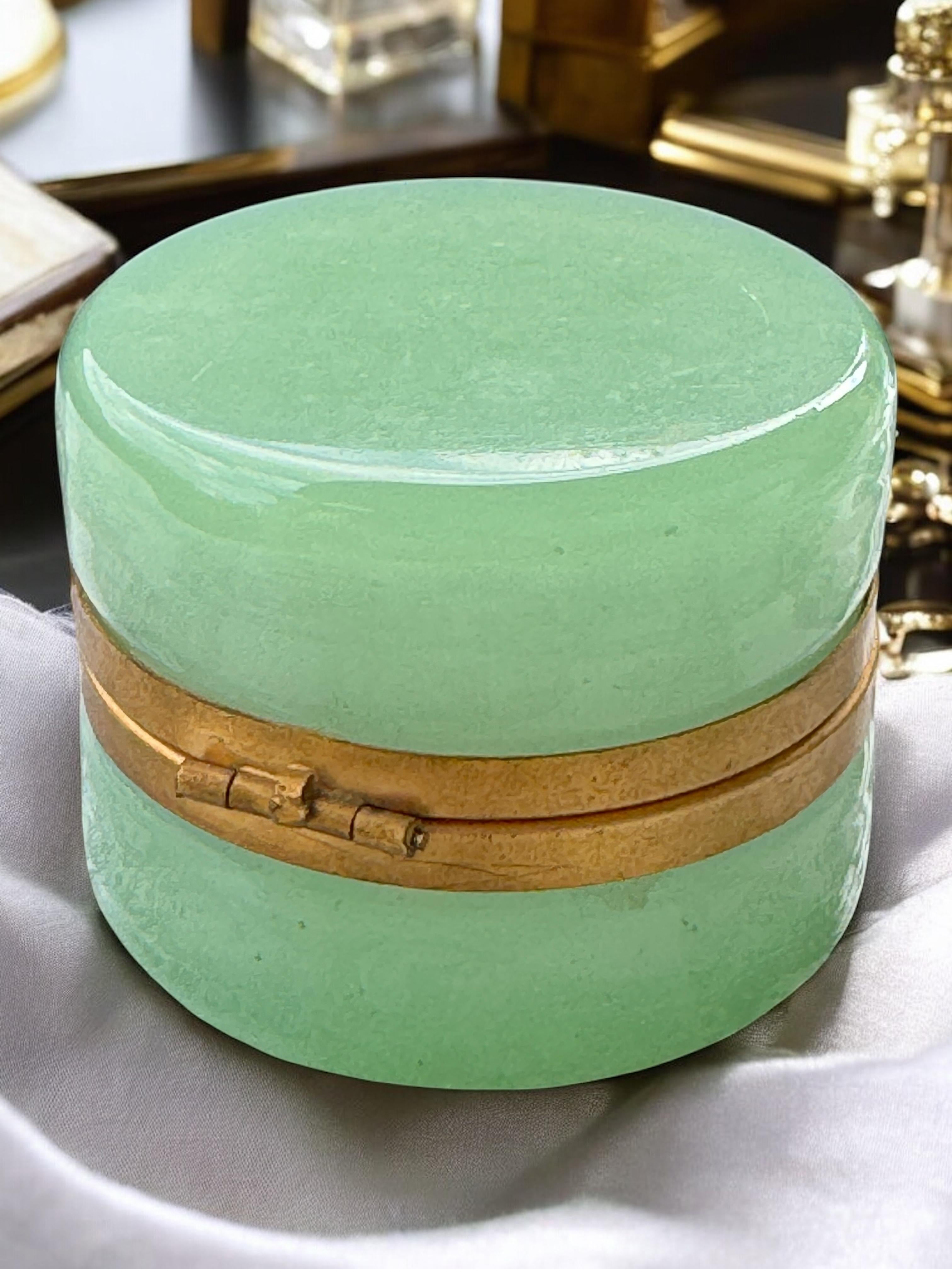 Schöne Jade-Opal Cenedese Glasbox mit Bronzebeschlägen, Italien, 1950er Jahre im Angebot 2