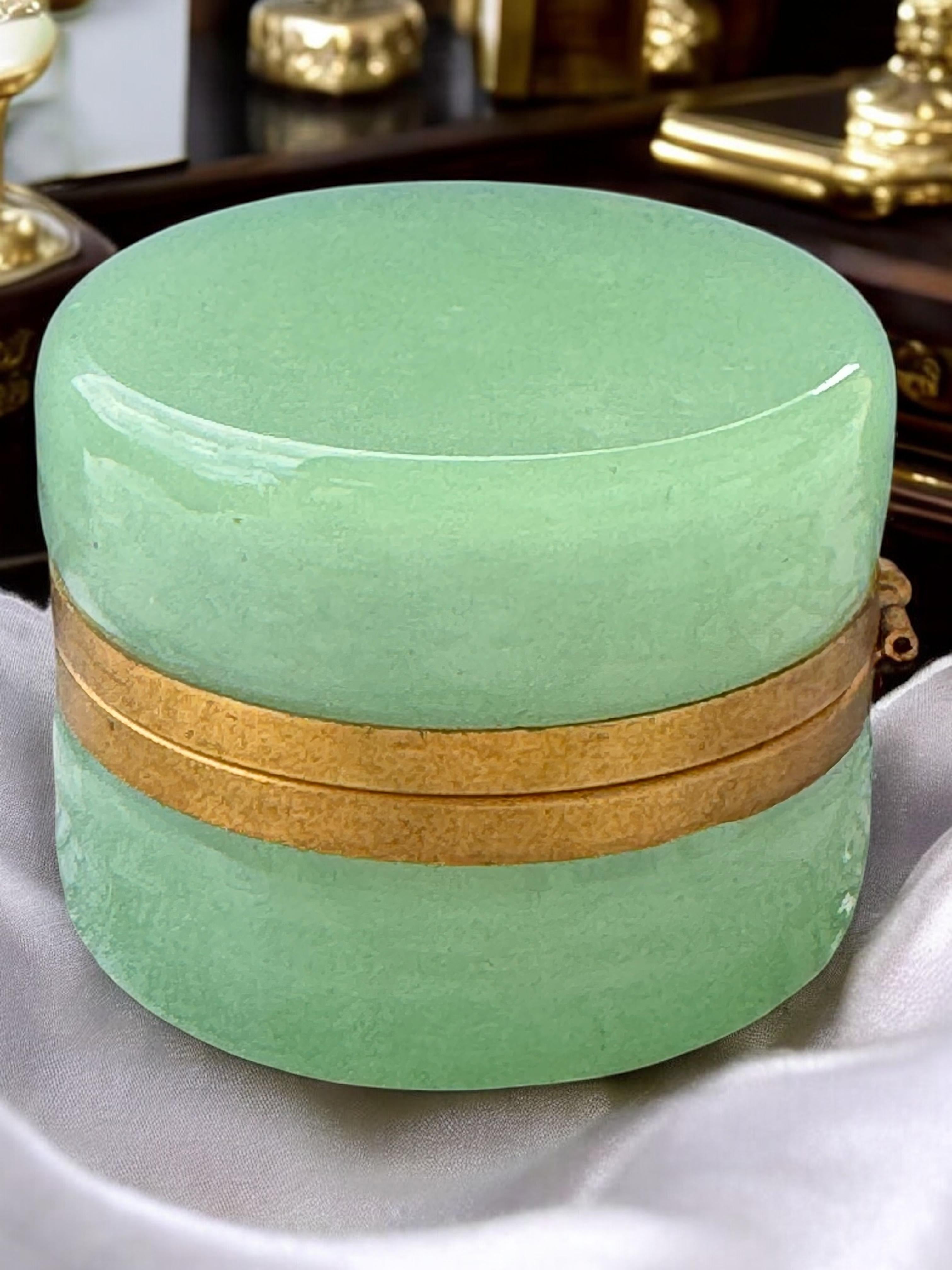Schöne Jade-Opal Cenedese Glasbox mit Bronzebeschlägen, Italien, 1950er Jahre im Angebot 3