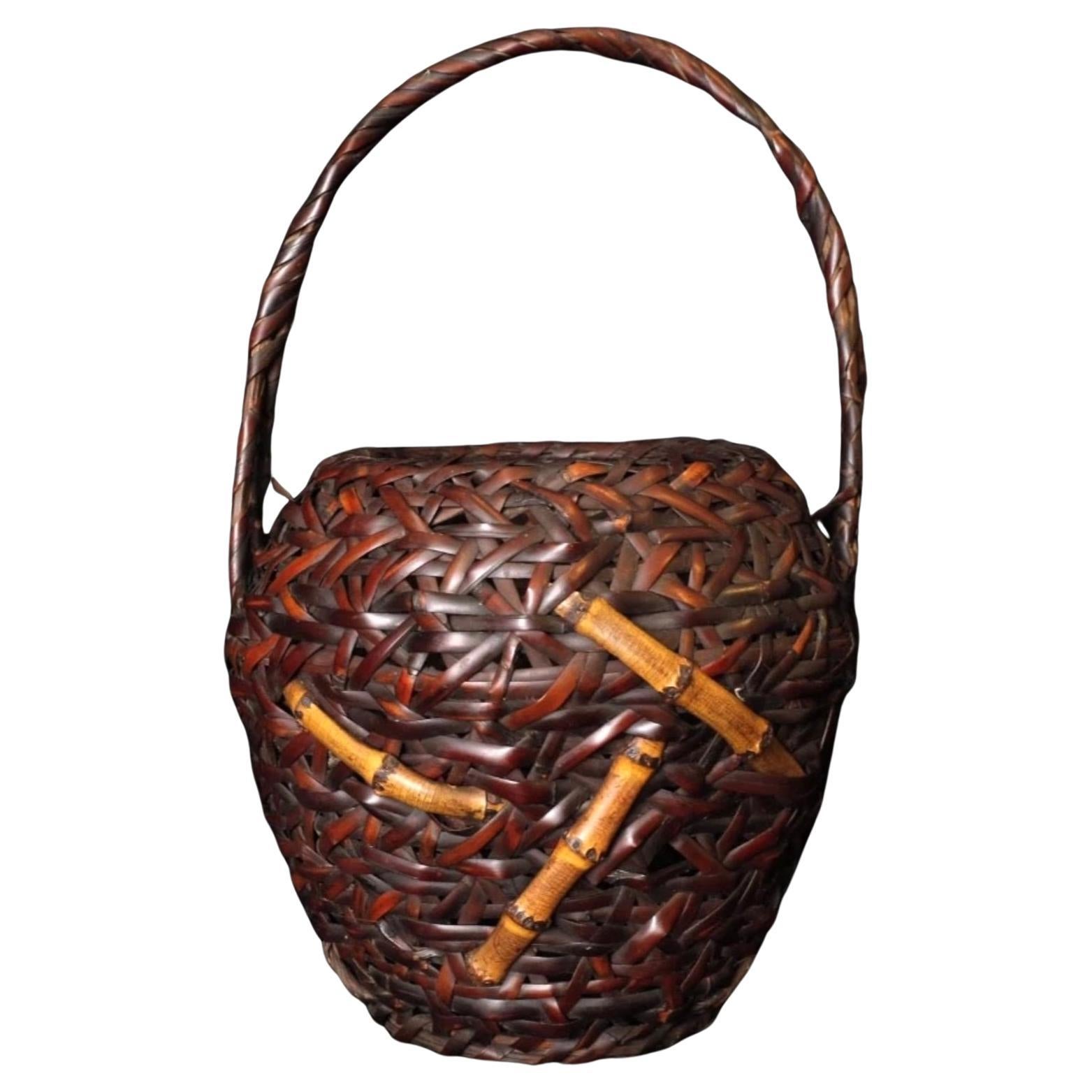 Beautiful Japanese Ikebana Bamboo Basket, Early 20th Century