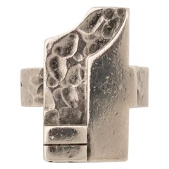 Schöner Ring aus gehämmertem Silber von Jean Despres, um 1950