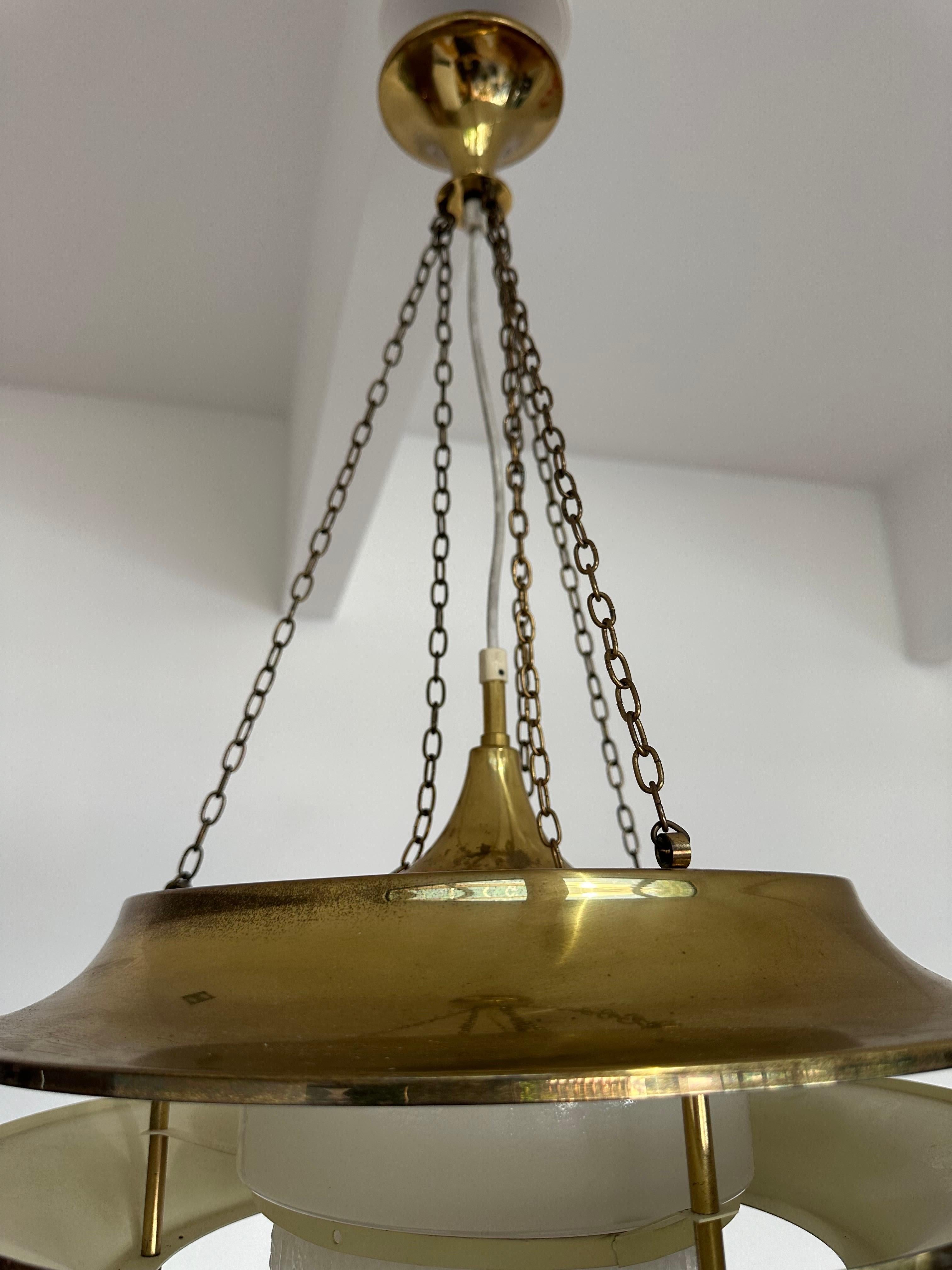 Bellissimo lampadario Kai Finnmark / Kai Ruokonen in ottone di LYNX in vendita 1