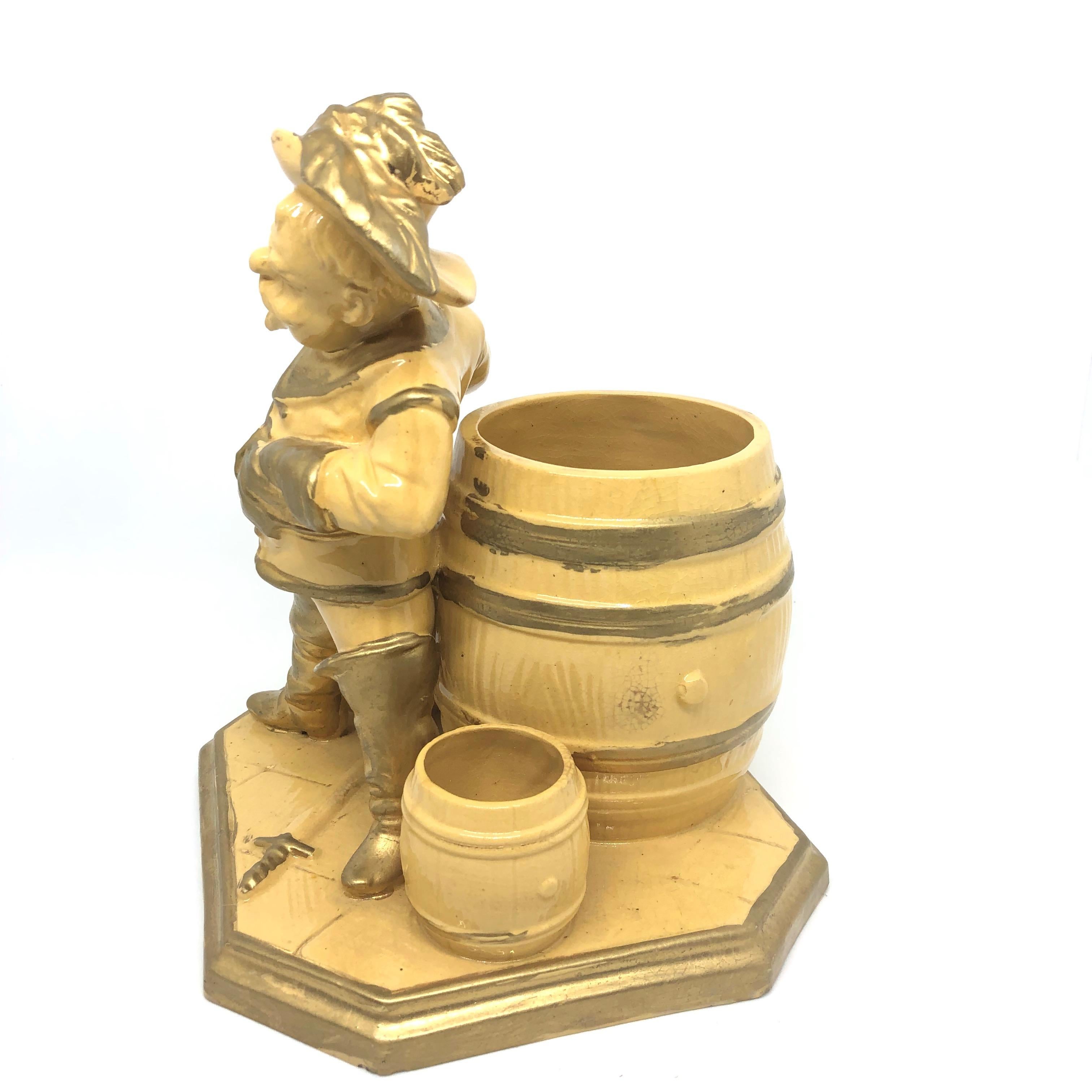 Bellissima statua di cavaliere in ceramica figurata, antico tedesco, anni '90 del XIX secolo In condizioni buone in vendita a Nuernberg, DE