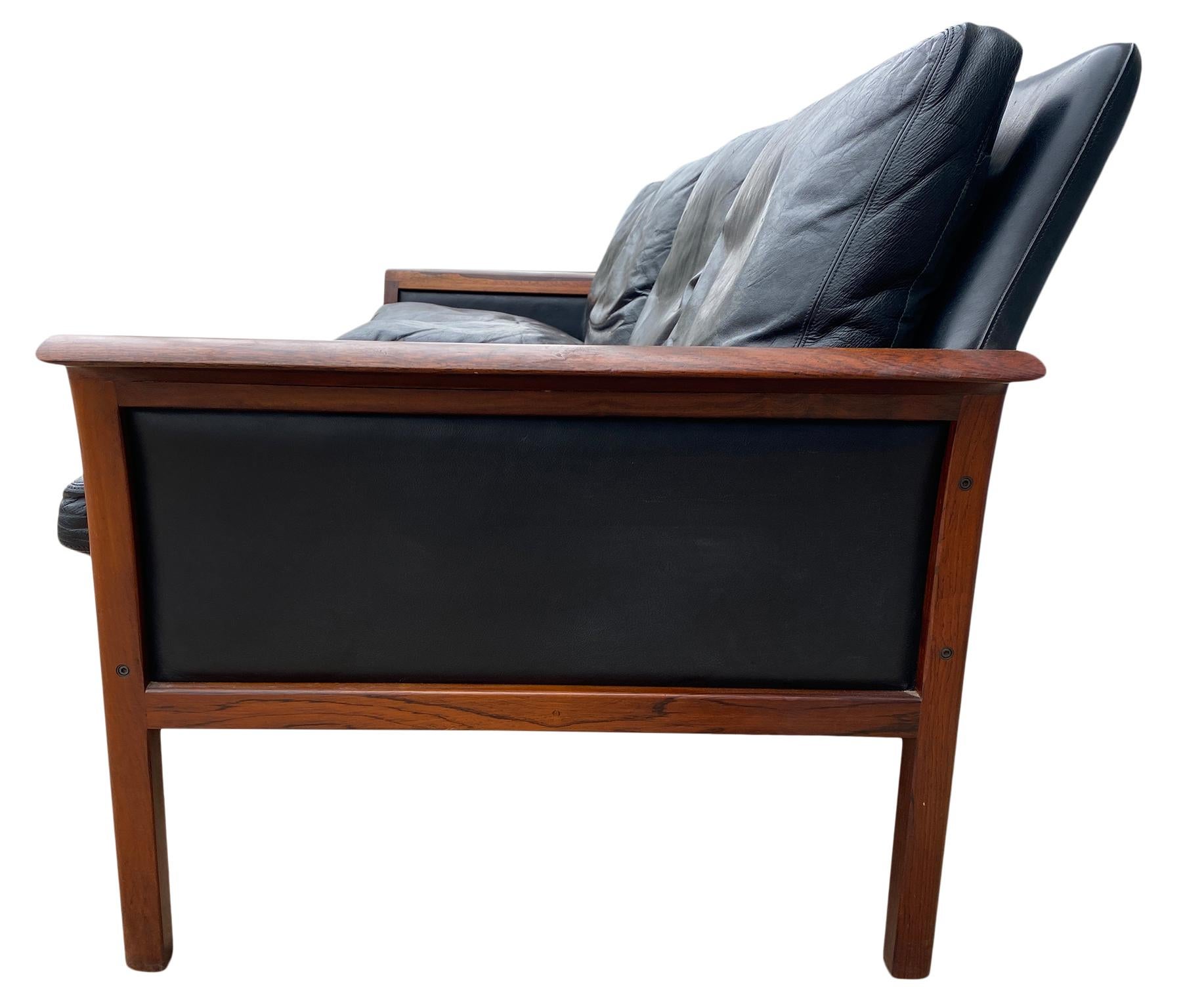 Beautiful Knut Saeter for Vatne Mobler Black Leather and Rosewood Sofa 7