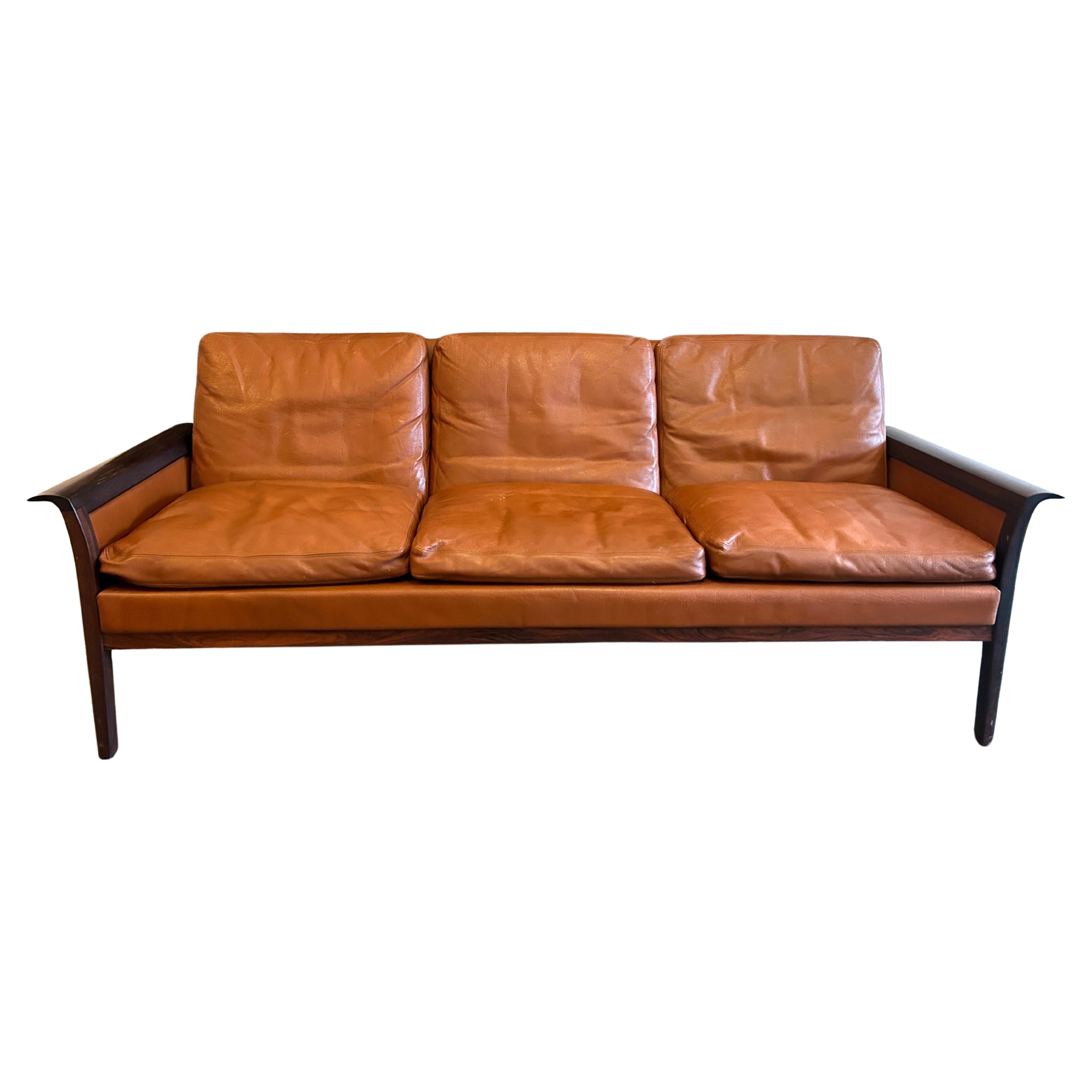 Beautiful Knut Saeter for Vatne Mobler cognac Leather and Rosewood Sofa For Sale