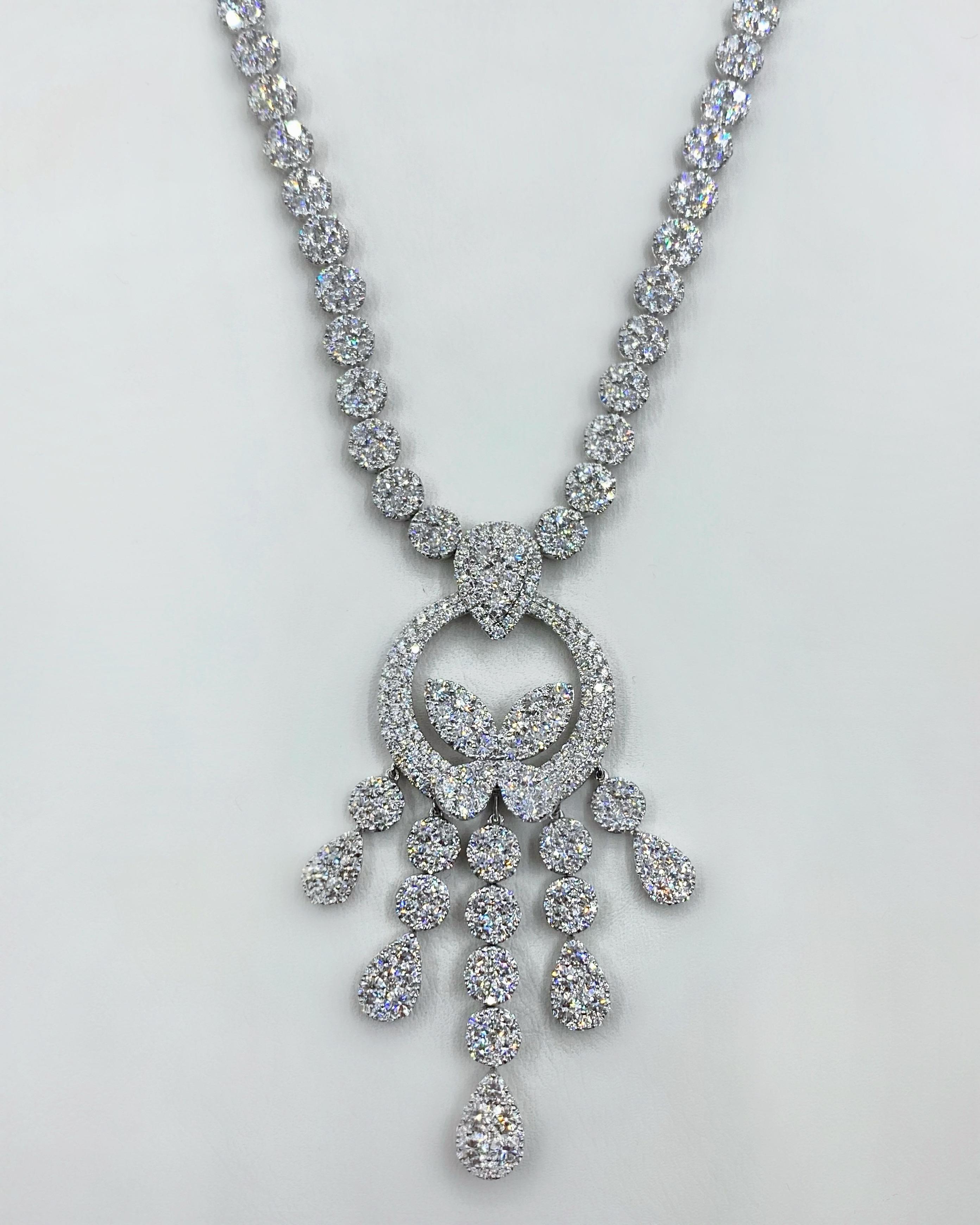 Round Cut Beautiful Ladies Necklace 18kt White Gold 15.20 Ct.W Diamonds 10257 For Sale