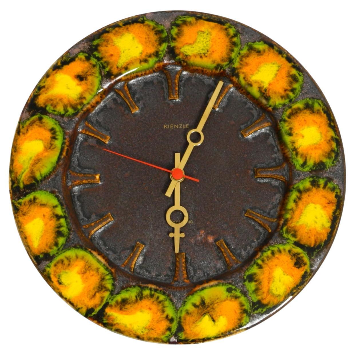 Precioso gran reloj de pared de cerámica Fat Lava de los años 60, de Kienzle