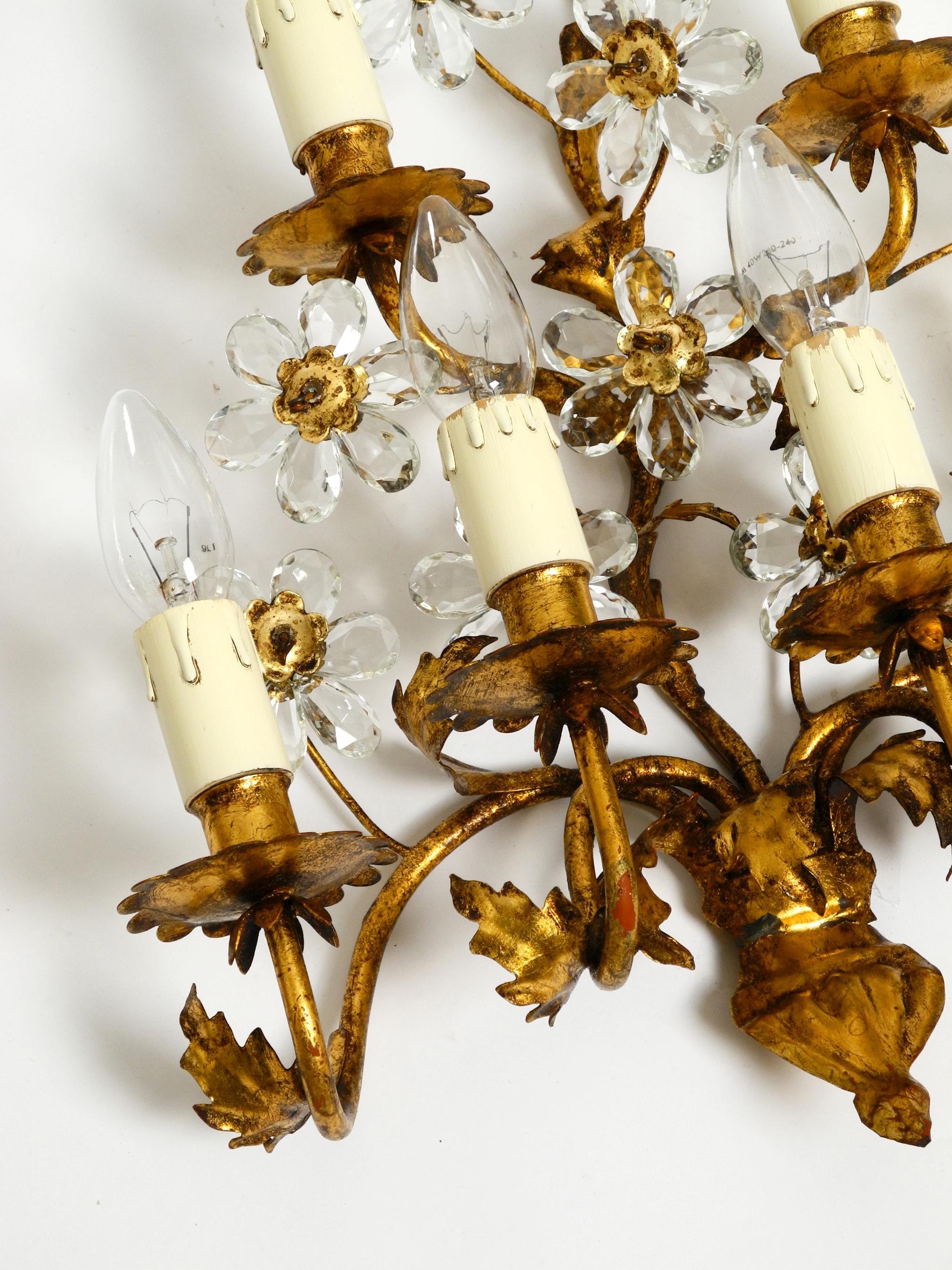 Beautiful Large 1960s Italian Gold Plated Wall Lamp from Banci Firenze For Sale 3