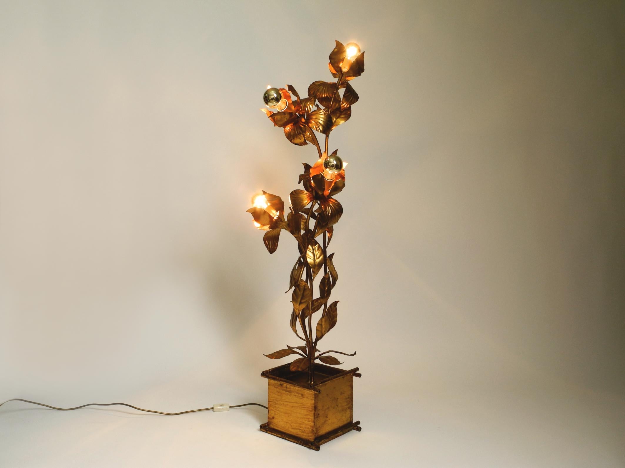 Beautiful large 1970s gold plated metal Florentine floor lamp 13