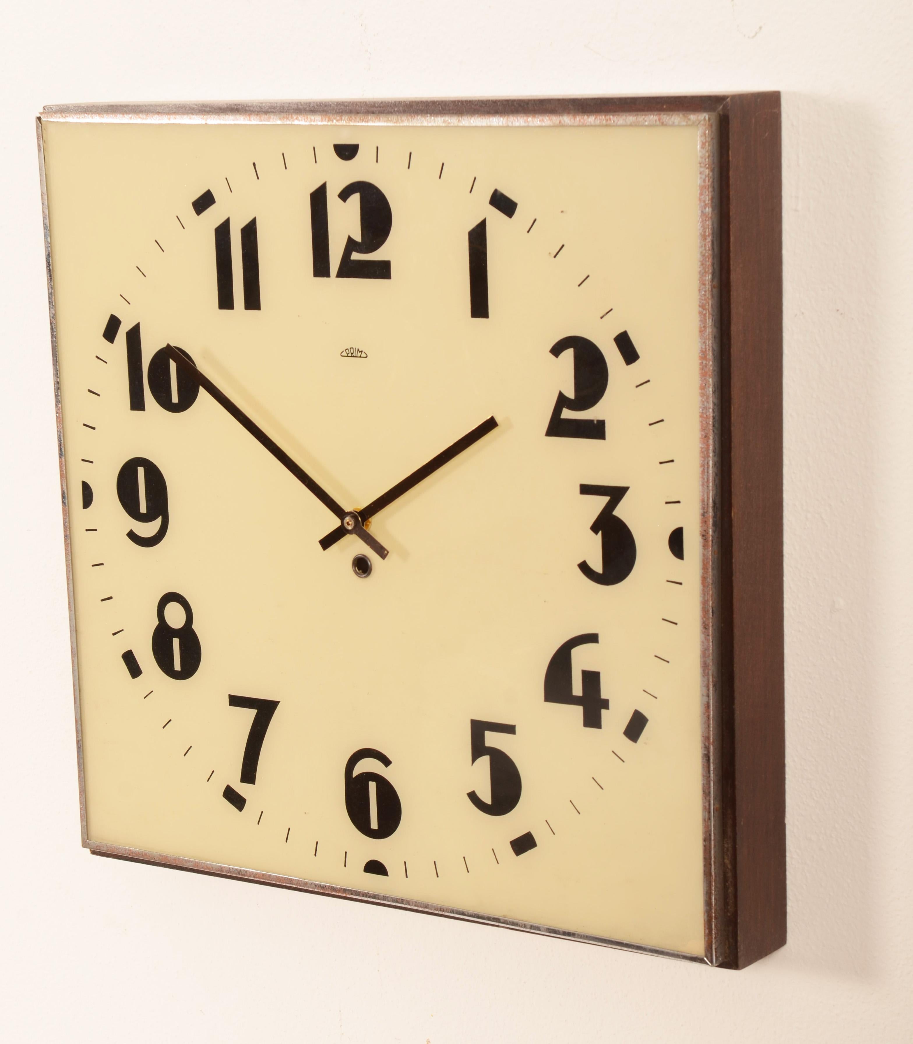 bauhaus clock