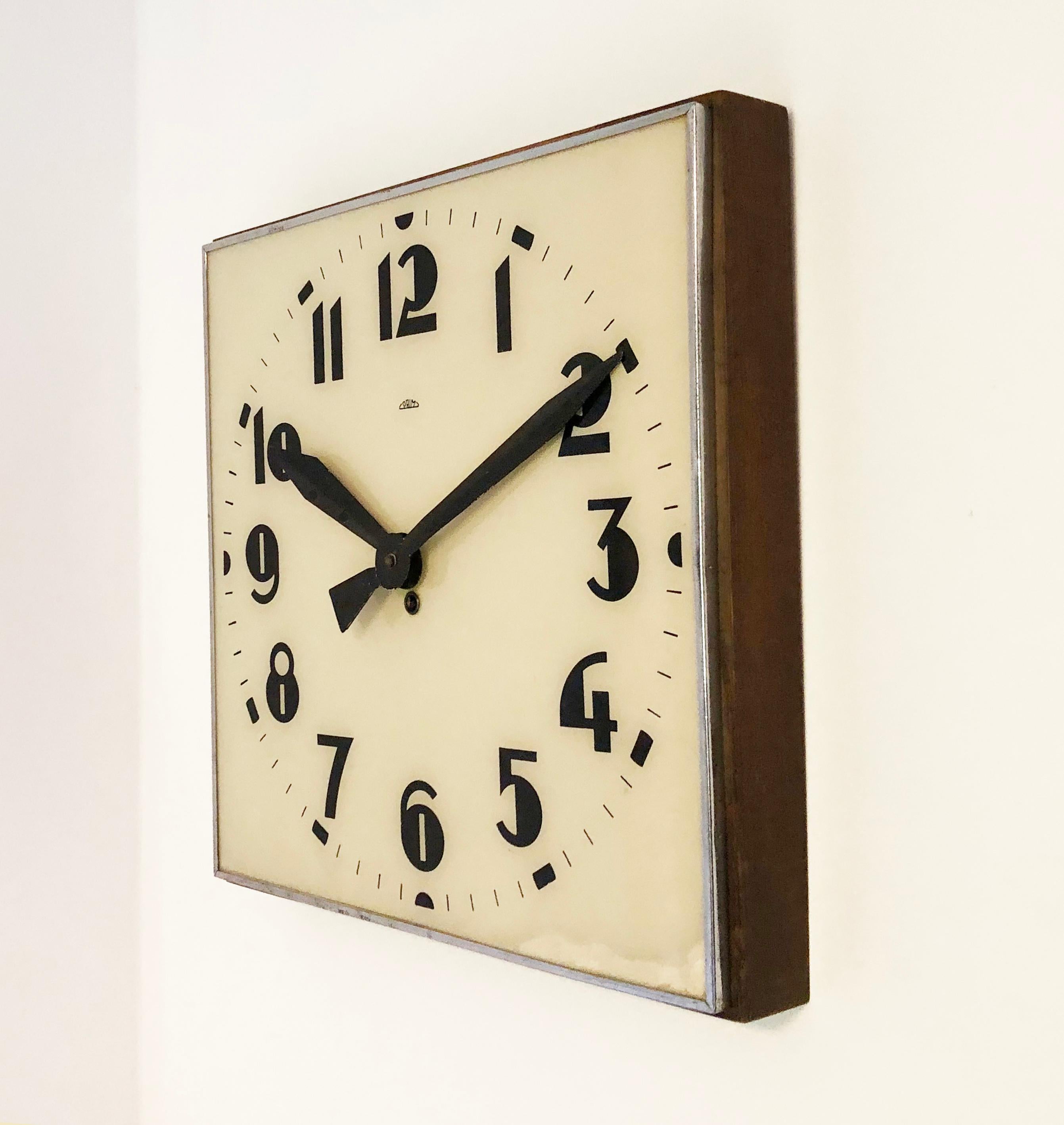 bauhaus clock