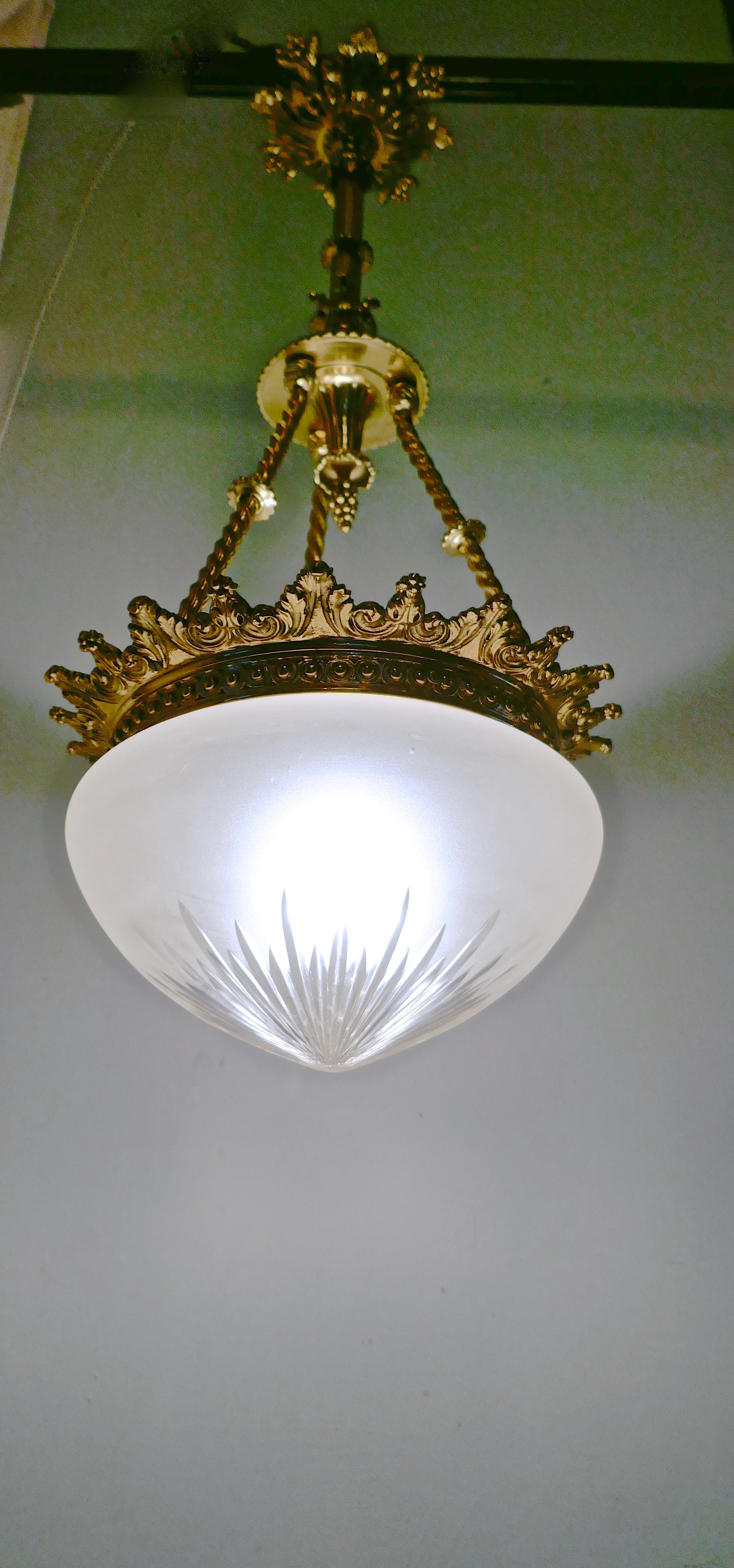 Beautiful Large Early 20th Century Empire Style Bowl Chandelier 5