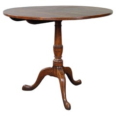 Beautiful large English oak tilt-top table from the 18th century