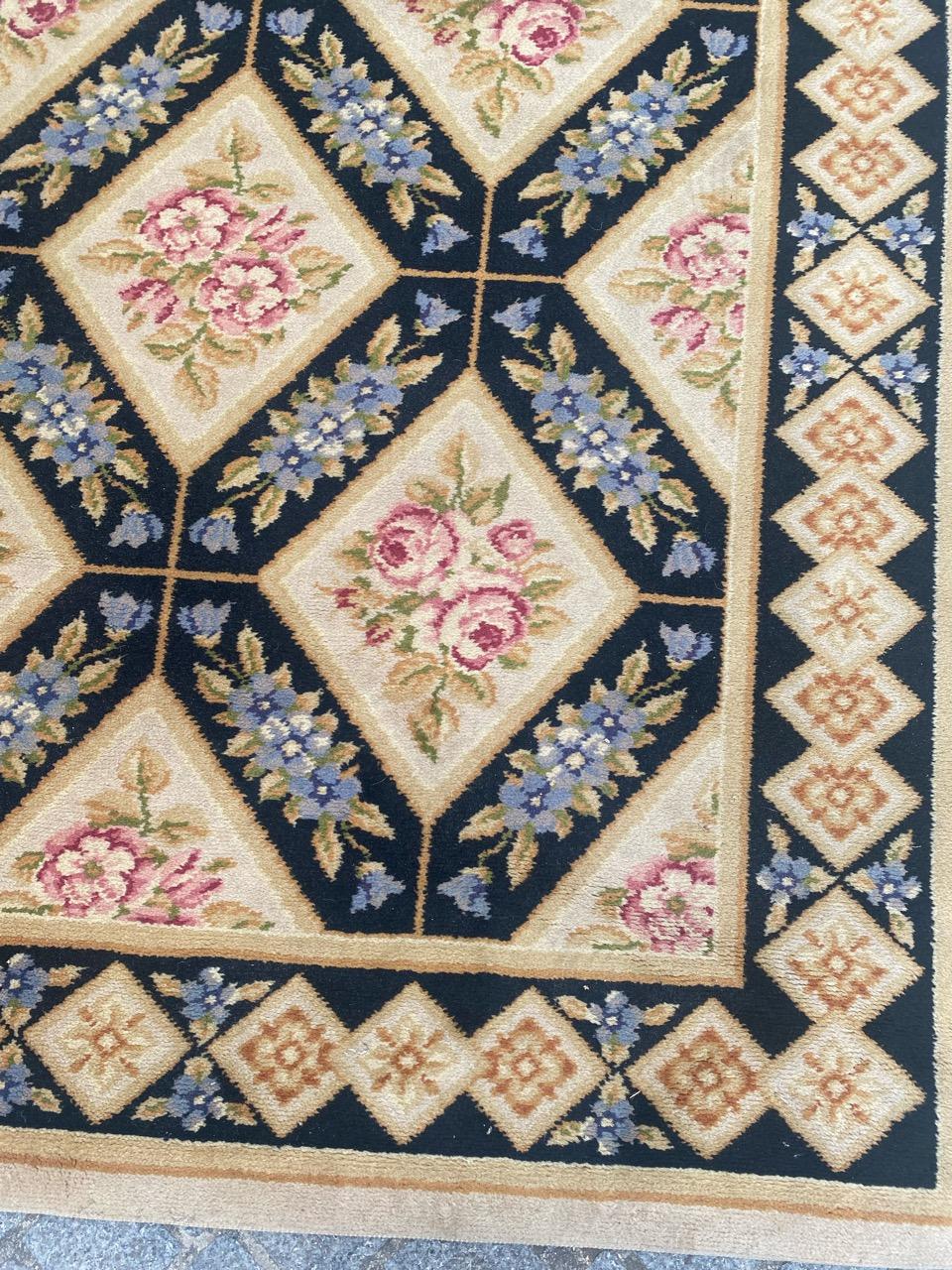 Bobyrug’s Beautiful Large French Aubusson Knotted Rug In Good Condition For Sale In Saint Ouen, FR