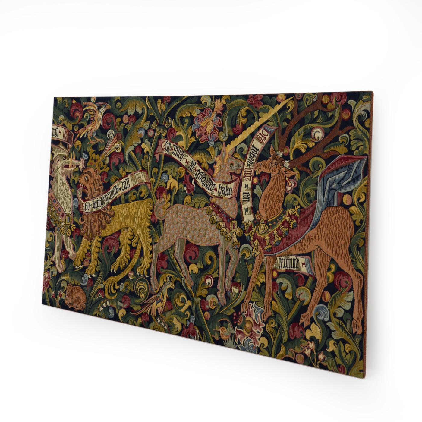 Beautiful Large French Framed Jacquard Mythical Tapestry, 1970s In Good Condition For Sale In Renens, CH