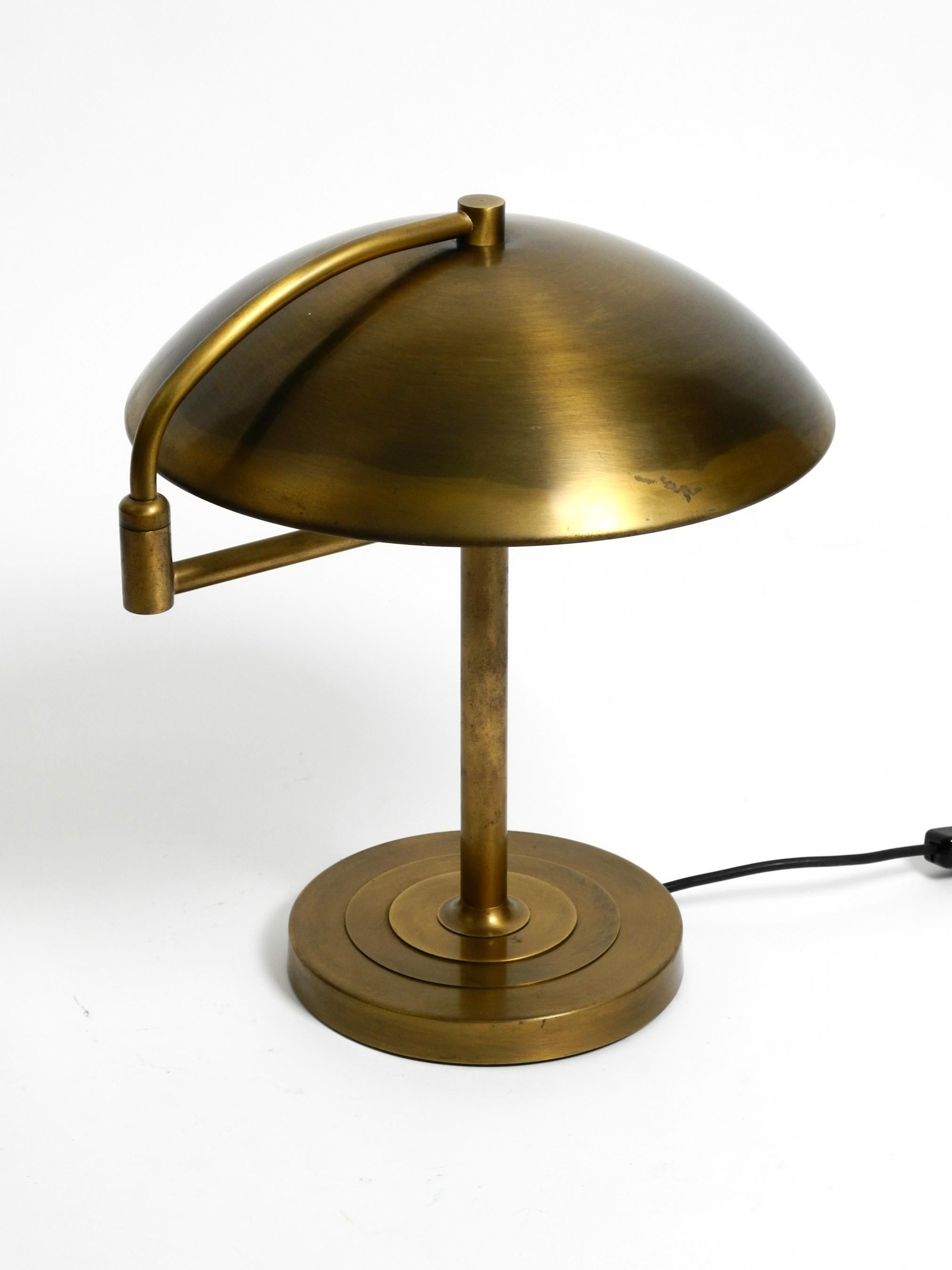 Beautiful large heavy Mid Century Modern brass table lamp with swivel joint For Sale 1