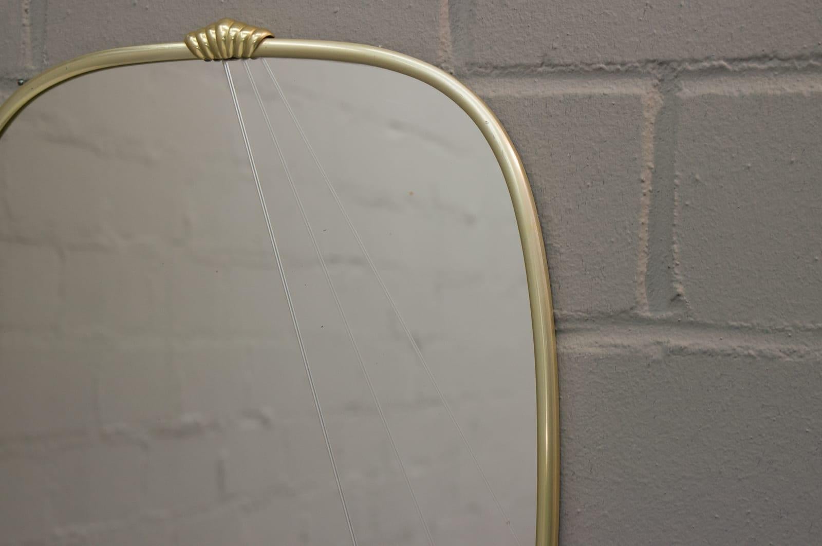 Beautiful Large Italian Mid-Century Modern Brass Mirror from the 1950s 2