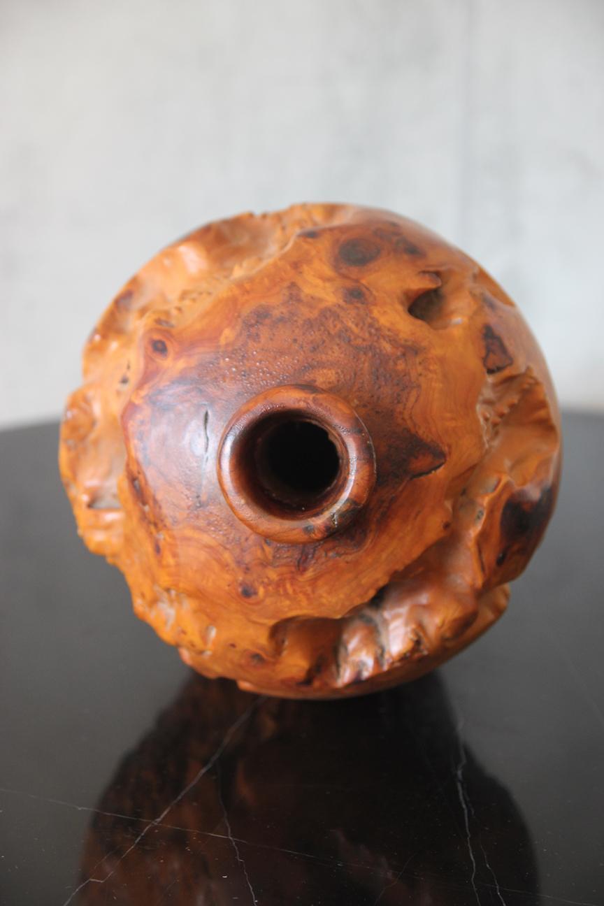 Bellissimo vaso grande in legno d'acero di radica in vendita 1