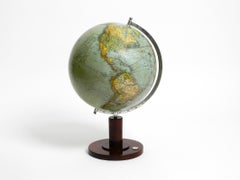 Beautiful large Mid Century earth globe from Columbus Verlag Paul Oestergaard