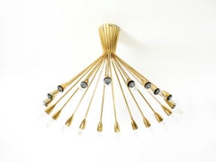 Beautiful, large Mid-Century Modern brass Sputnik chandelier with 20 arms