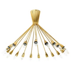 Beautiful, large Mid-Century Modern brass Sputnik chandelier with 20 arms