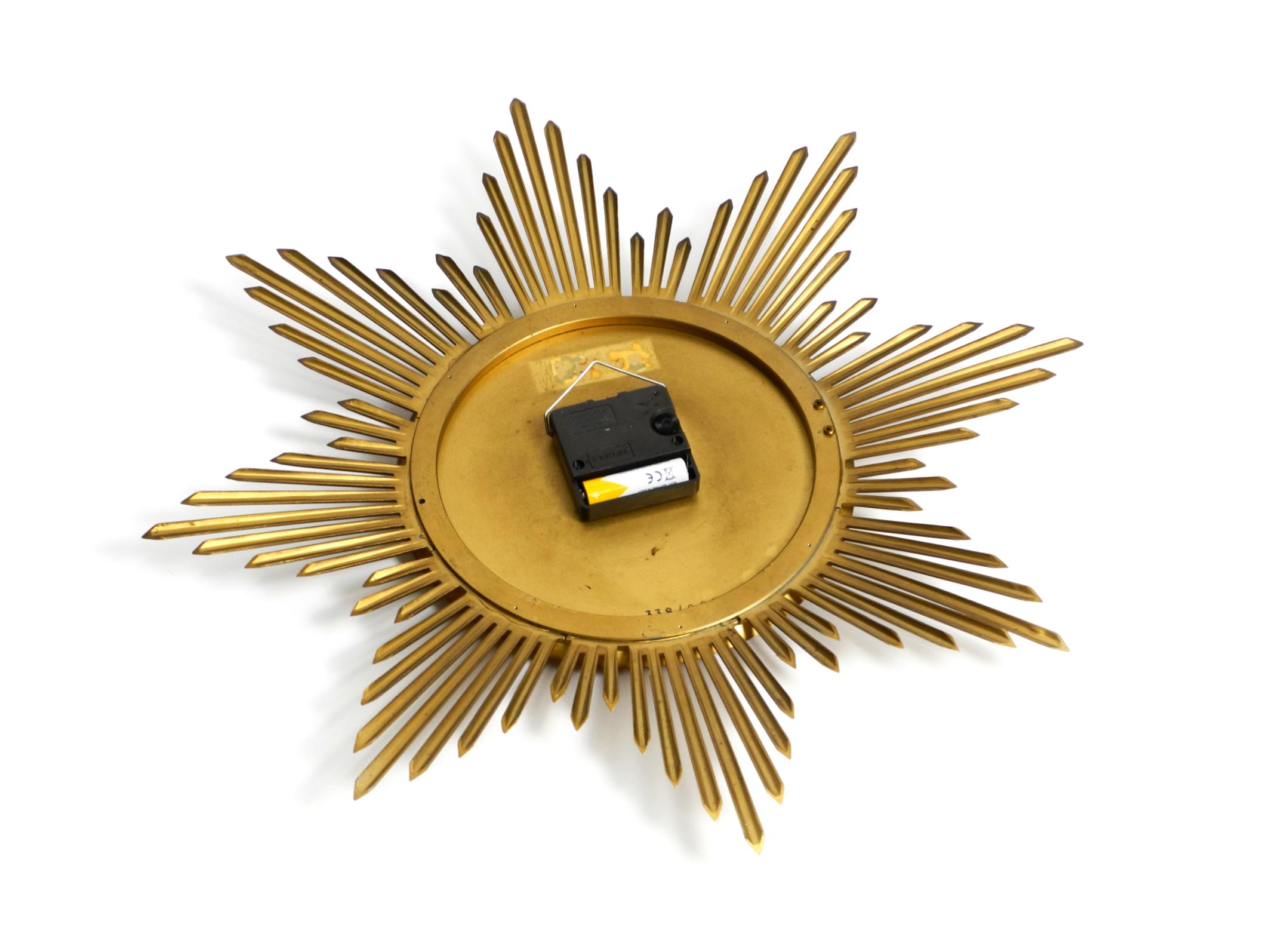 Beautiful large original 1960s brass sunburst wall clock by Junghans ATO-MAT For Sale 3