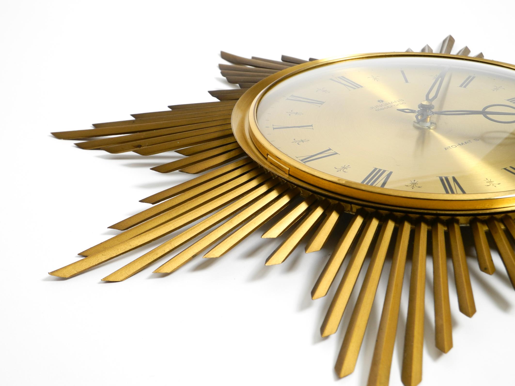 Beautiful large original 1960s brass sunburst wall clock by Junghans ATO-MAT For Sale 2