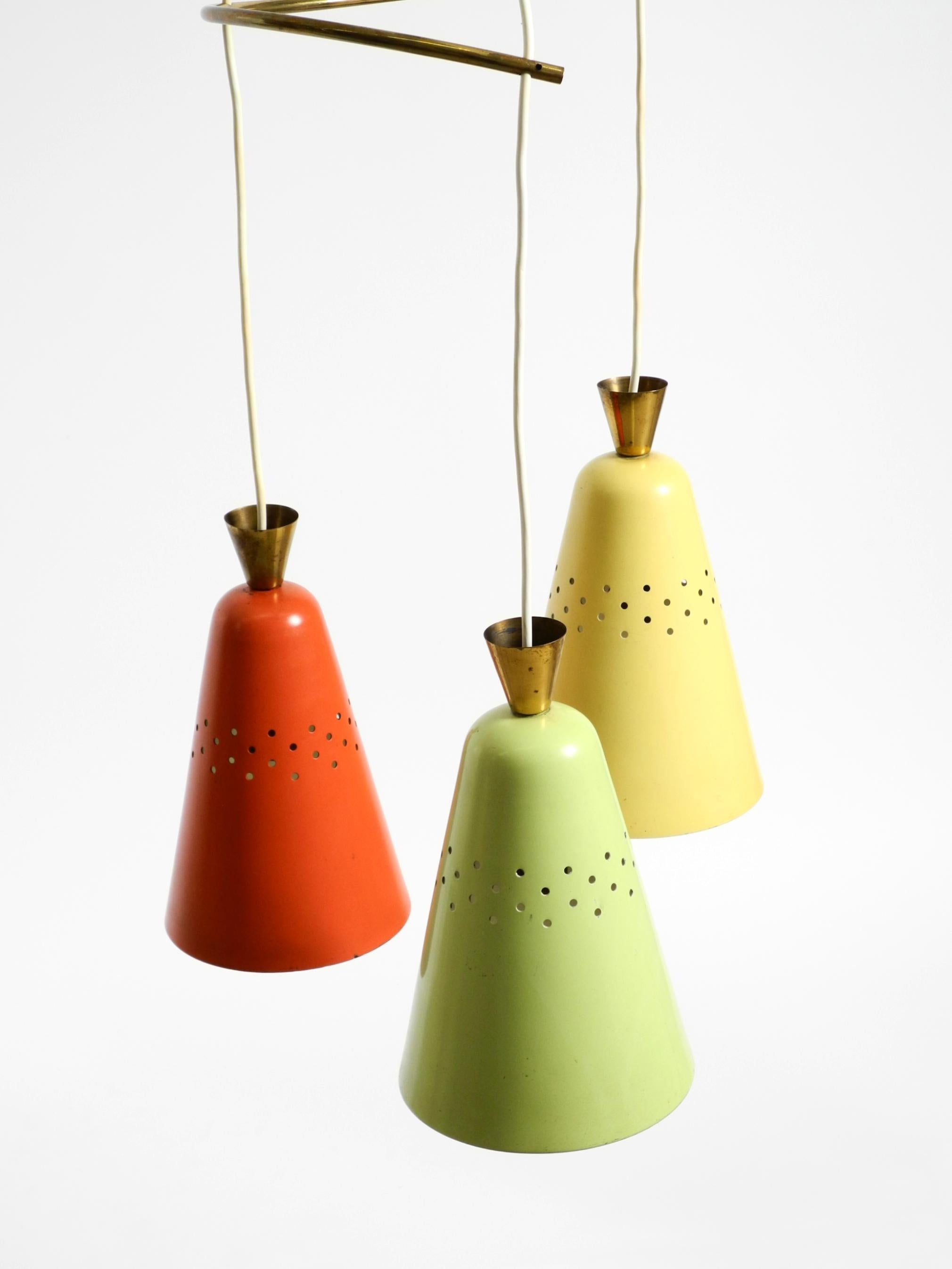 Magnifique grand plafonnier original du milieu du siècle à 3 bras de sacs colorés en vente 4