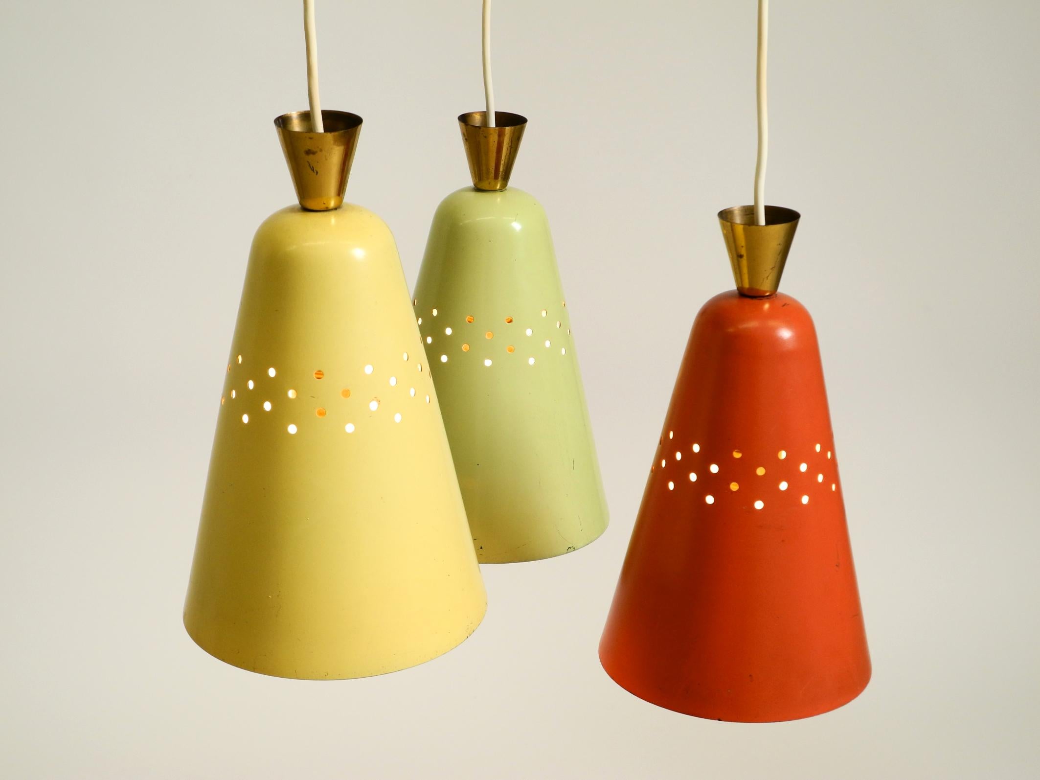 Magnifique grand plafonnier original du milieu du siècle à 3 bras de sacs colorés en vente 7